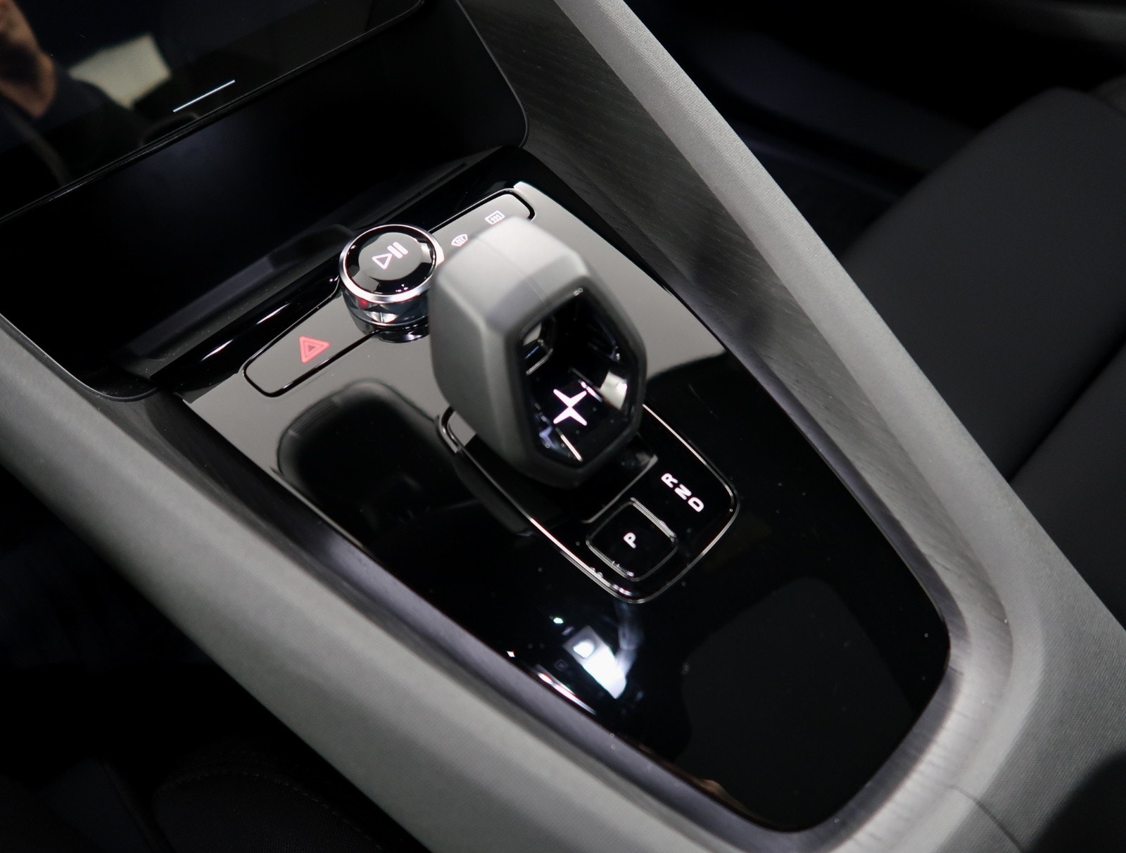 Polestar 2 Standard Range Single Motor, 231hp, 2023