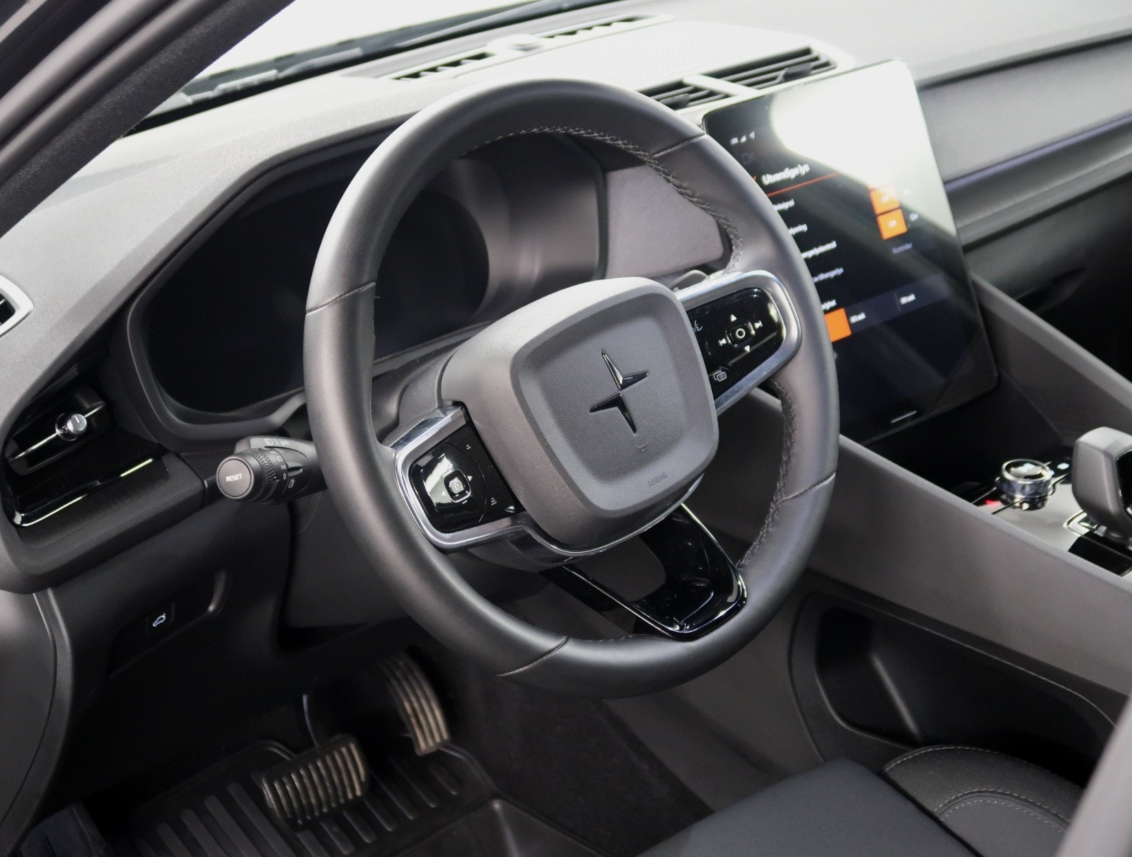 Polestar 2 Standard Range Single Motor, 231hp, 2023