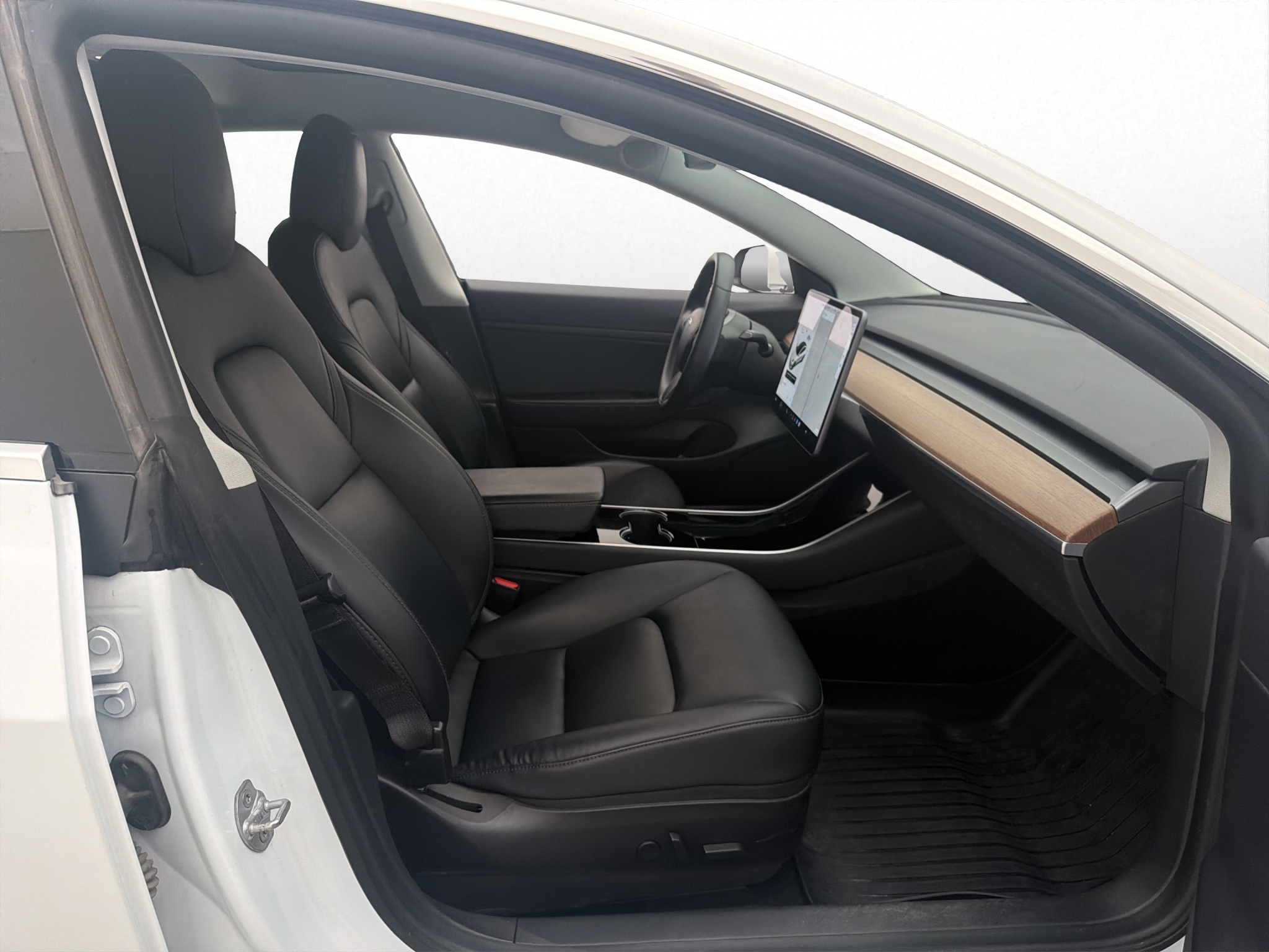 Tesla Model 3 Standard Range Plus, 325ps, 2020