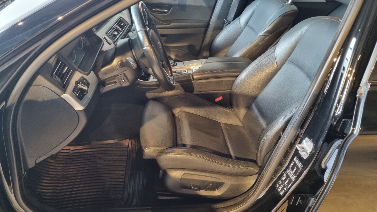 BMW 520d Touring Steptronic, 8-trinn, 163hk, 2015