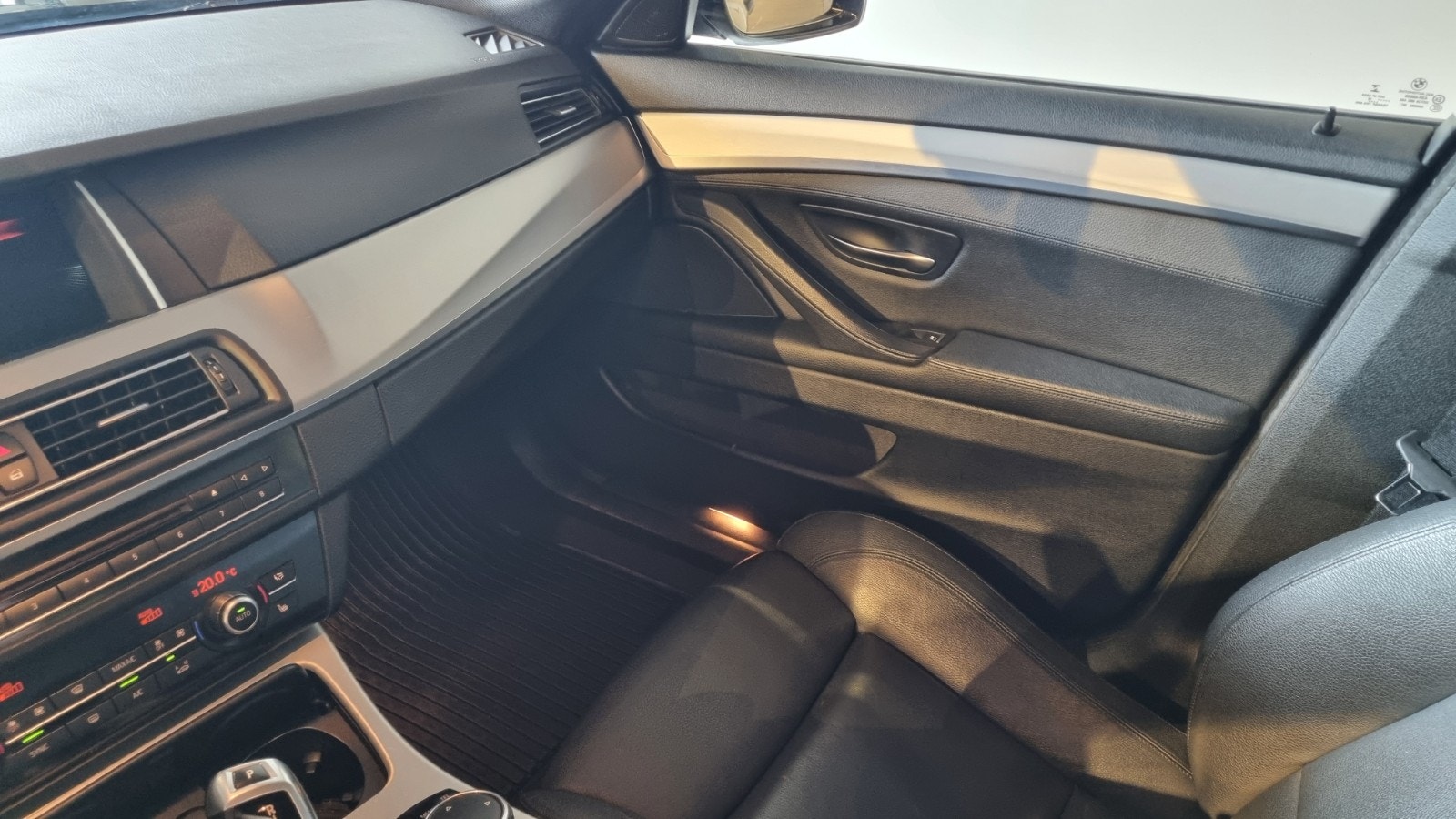 BMW 520d Touring Steptronic, 8-trinn, 163hk, 2015