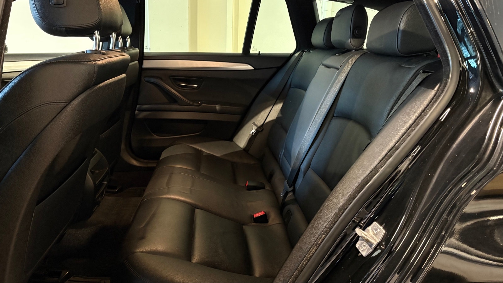 BMW 520d Touring Steptronic, 8-trinn, 163hk, 2015