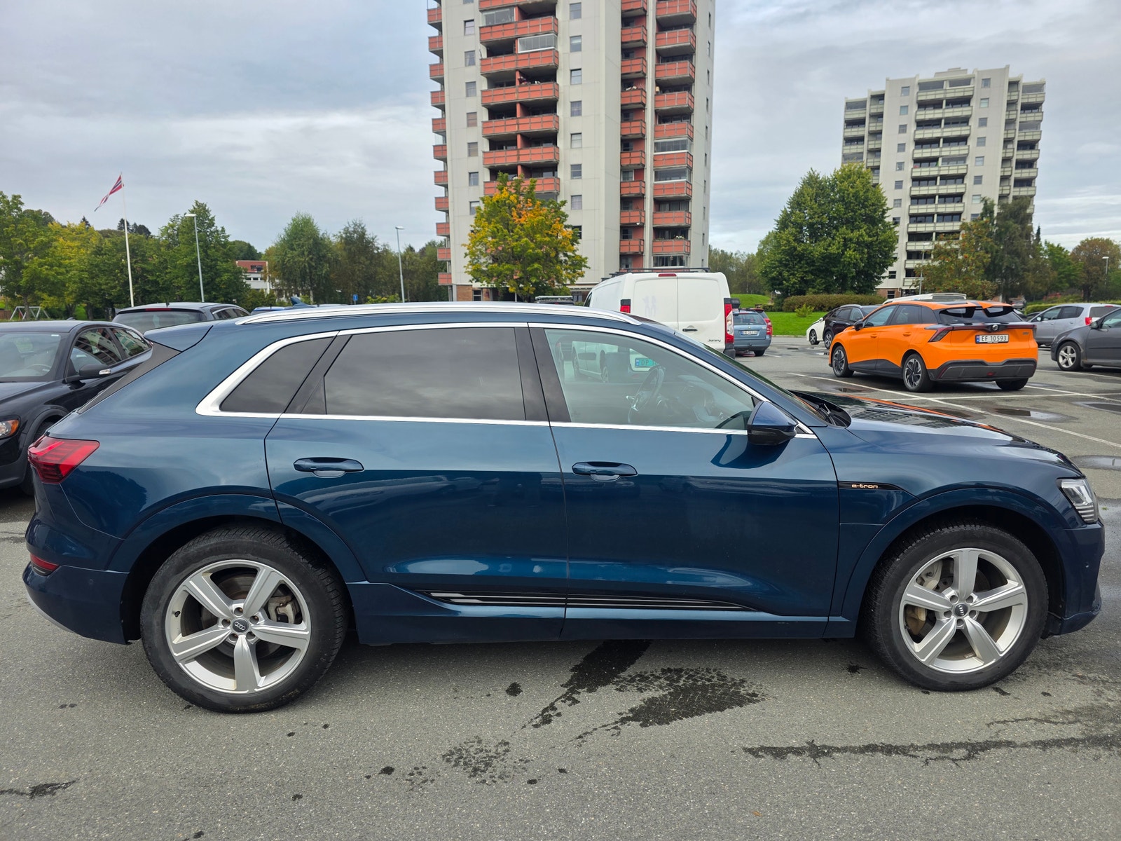 Audi e-tron 50 quattro, 313ps, 2020