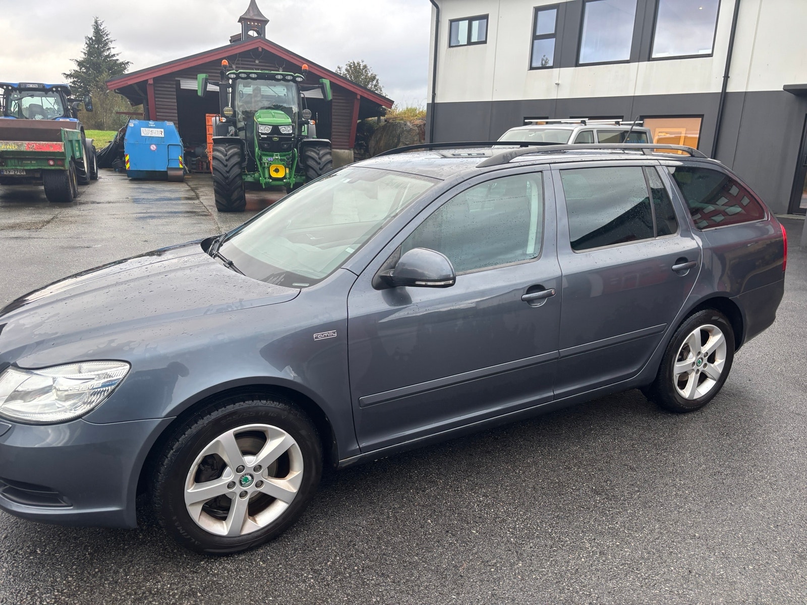Škoda Octavia Combi 2.0 TDI Manual, 110hp, 2012