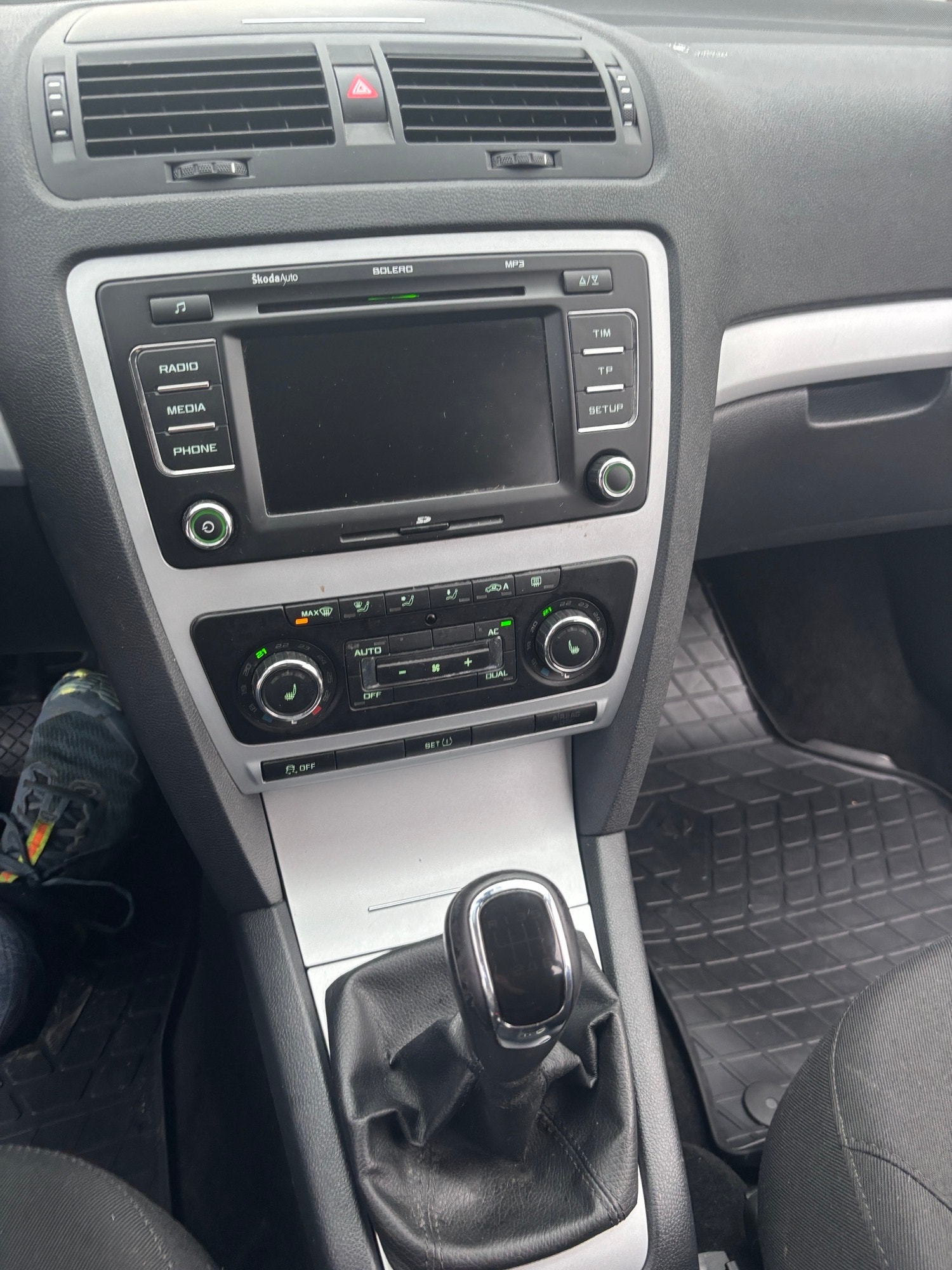 Škoda Octavia Combi 2.0 TDI Manual, 110hp, 2012