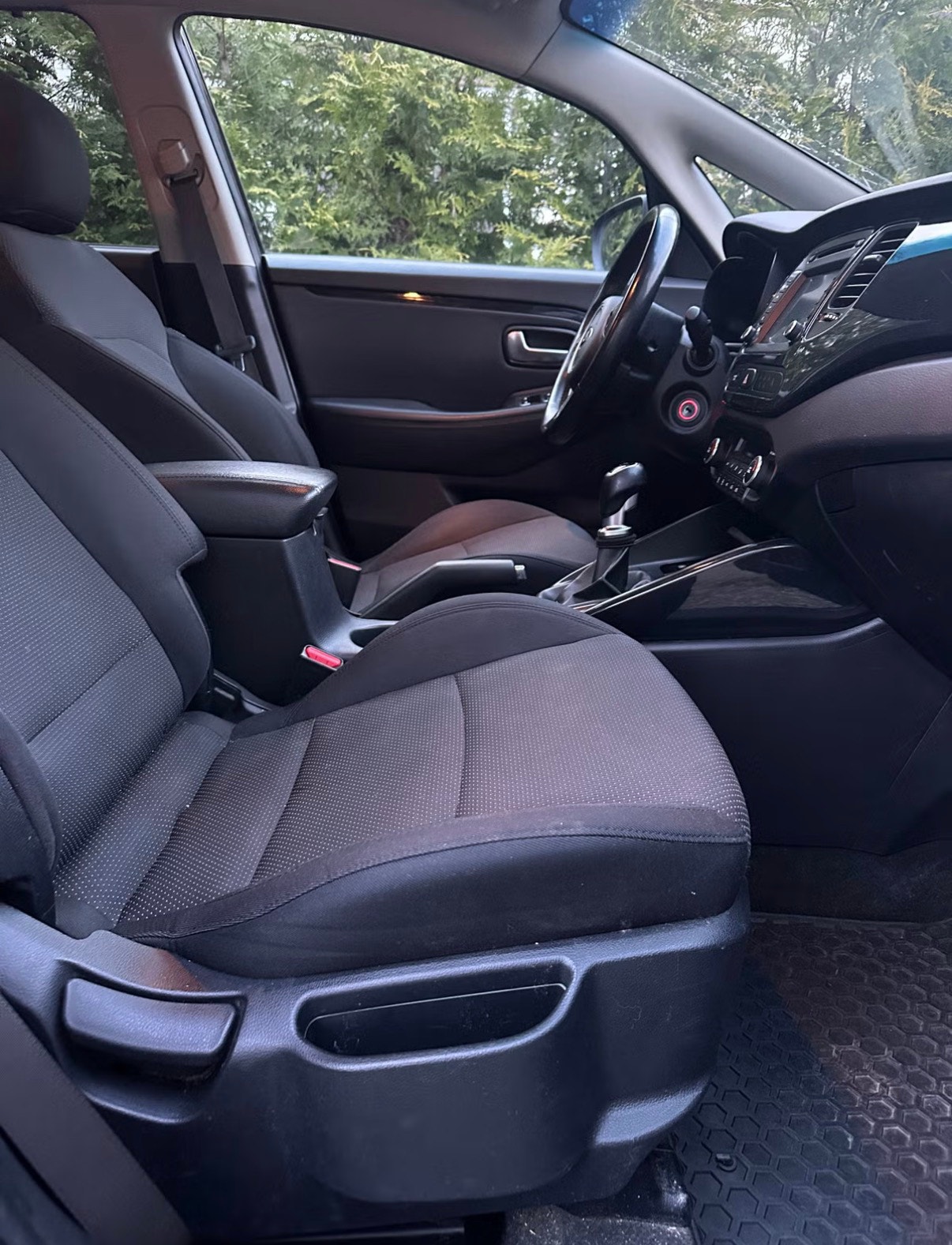 Kia Carens 1.7 CRDi Manual, 115hp, 2016