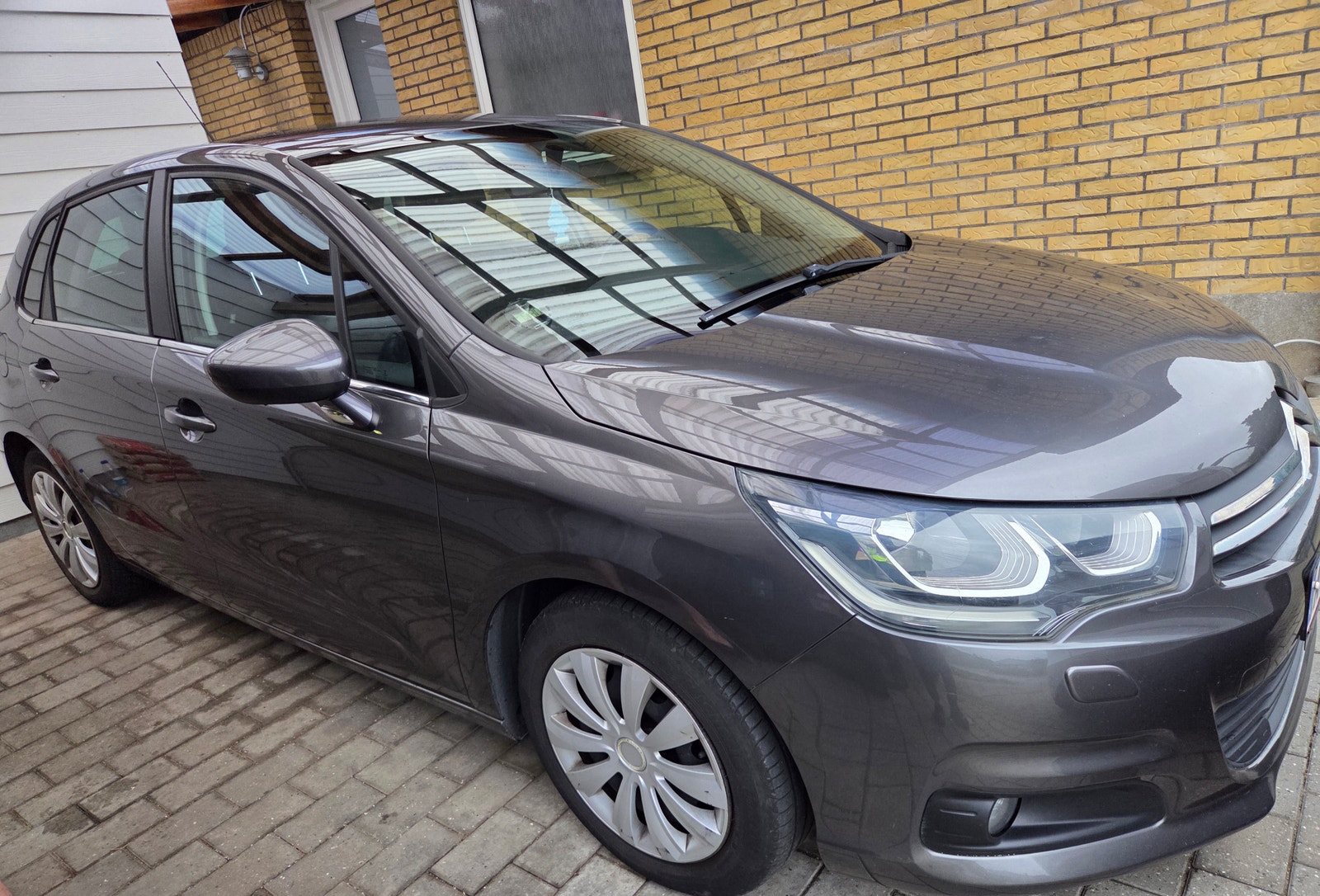 Citroën C4 1.6 BlueHDi Manual, 5-trins, 99ps, 2015