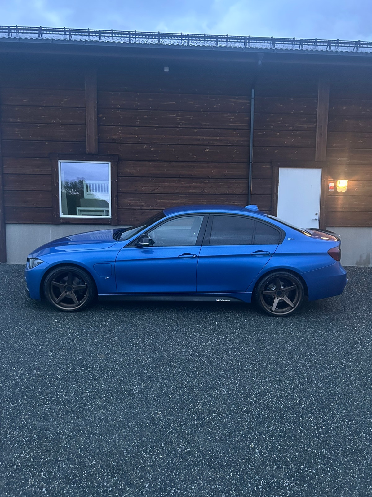 BMW 330e Sedan Steptronic, 8-trins, 252ps, 2017