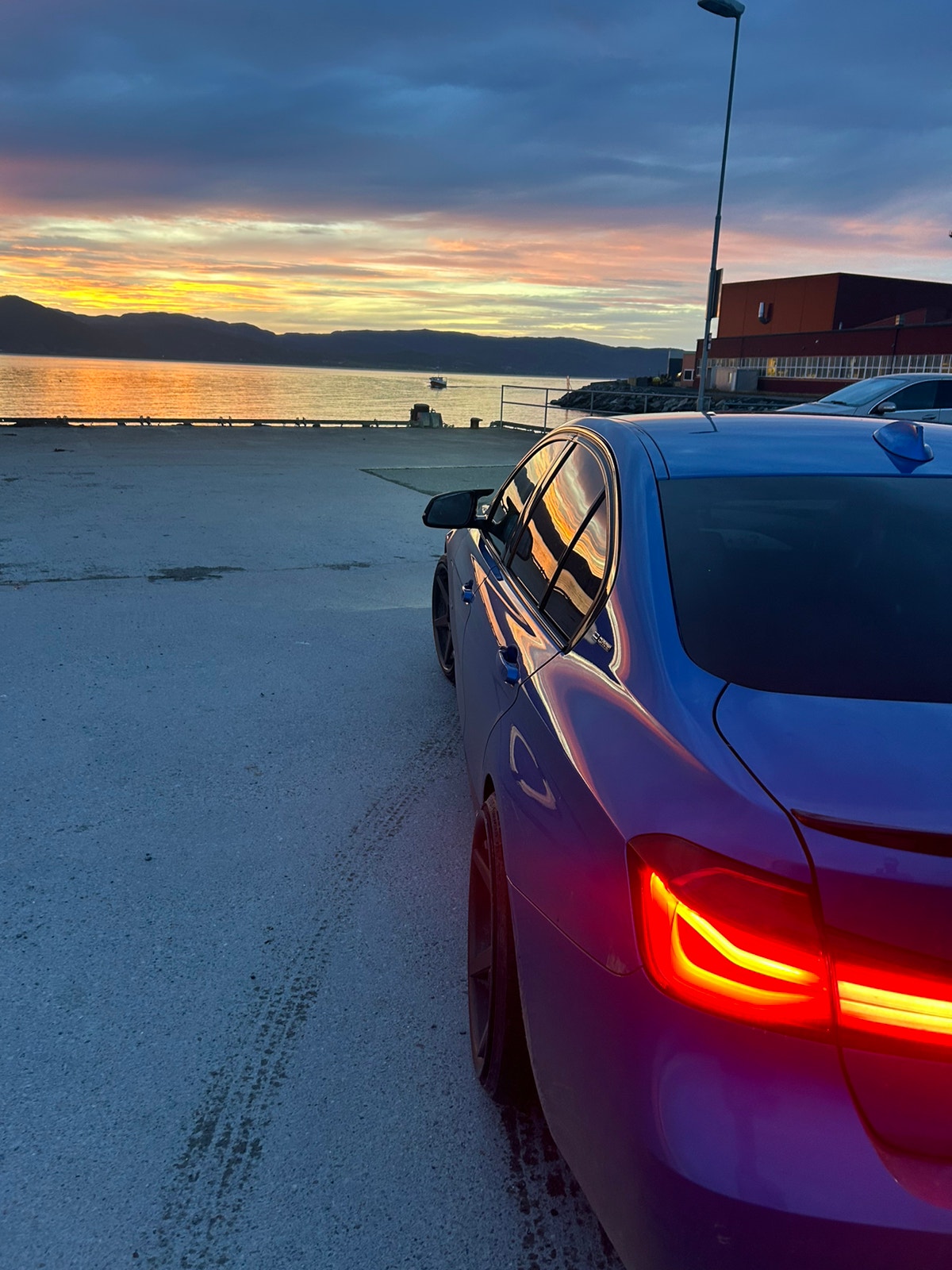 BMW 330e Sedan Steptronic, 8-trins, 252ps, 2017