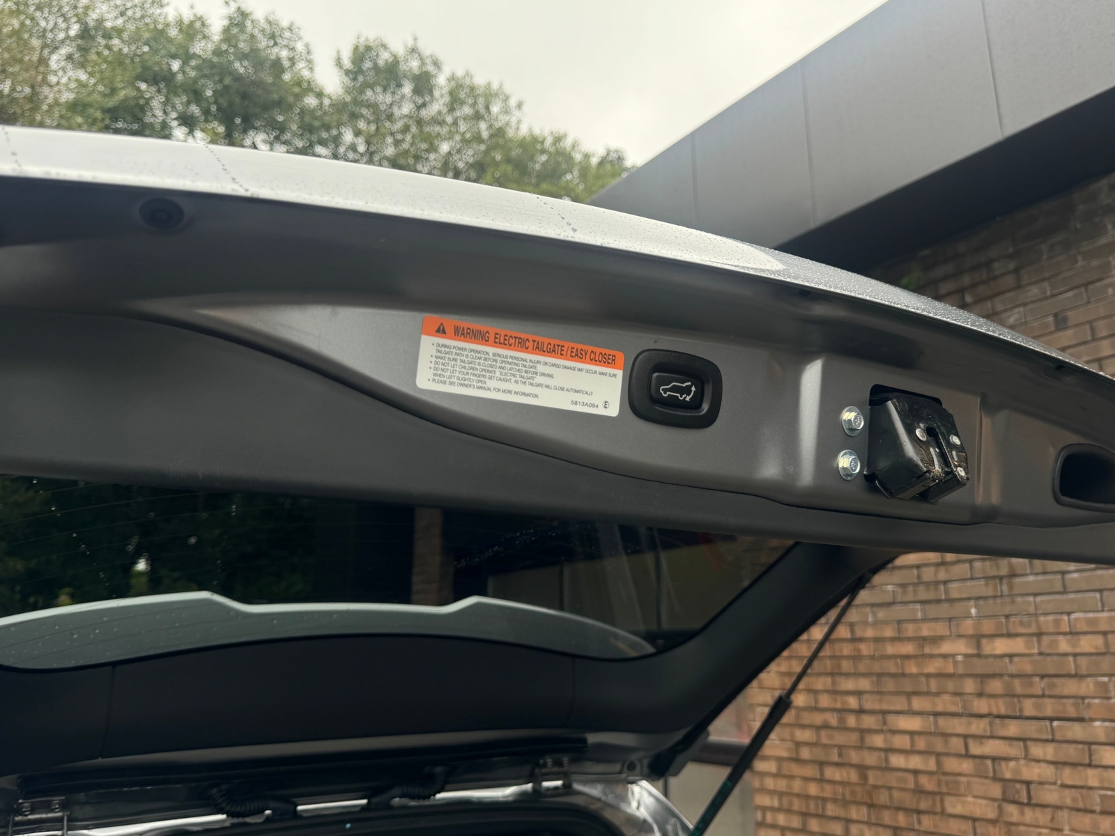 Mitsubishi Outlander PHEV CVT, 224hp, 2020