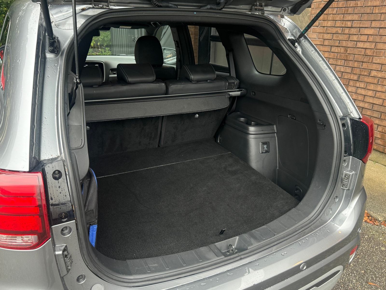 Mitsubishi Outlander PHEV CVT, 224hp, 2020