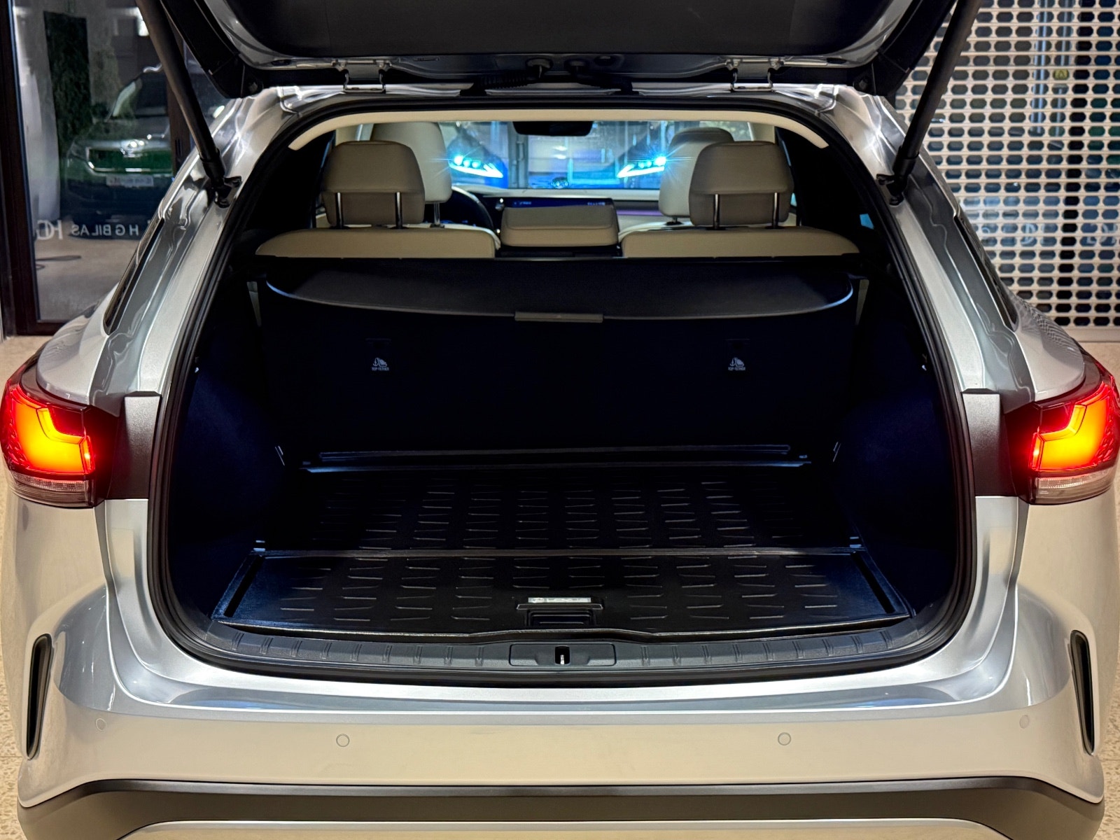 Lexus RX 450h+ E-CVT, 309hp, 2023