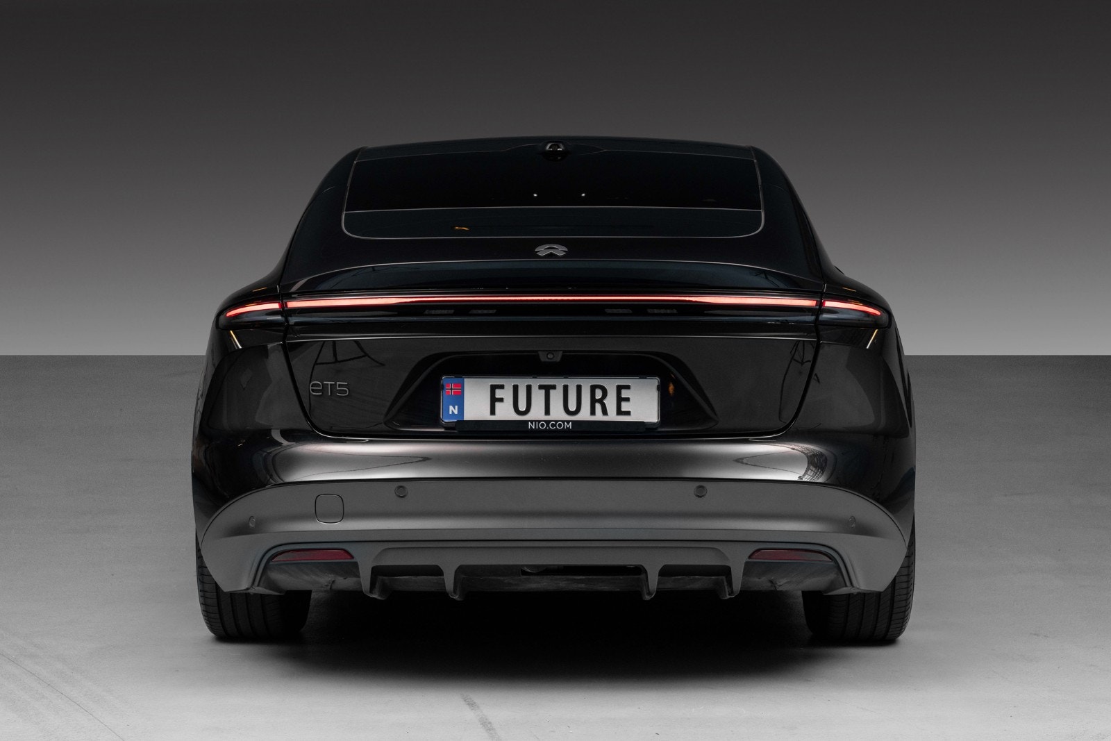 NIO ET5 Standard Range, 490hk, 2025