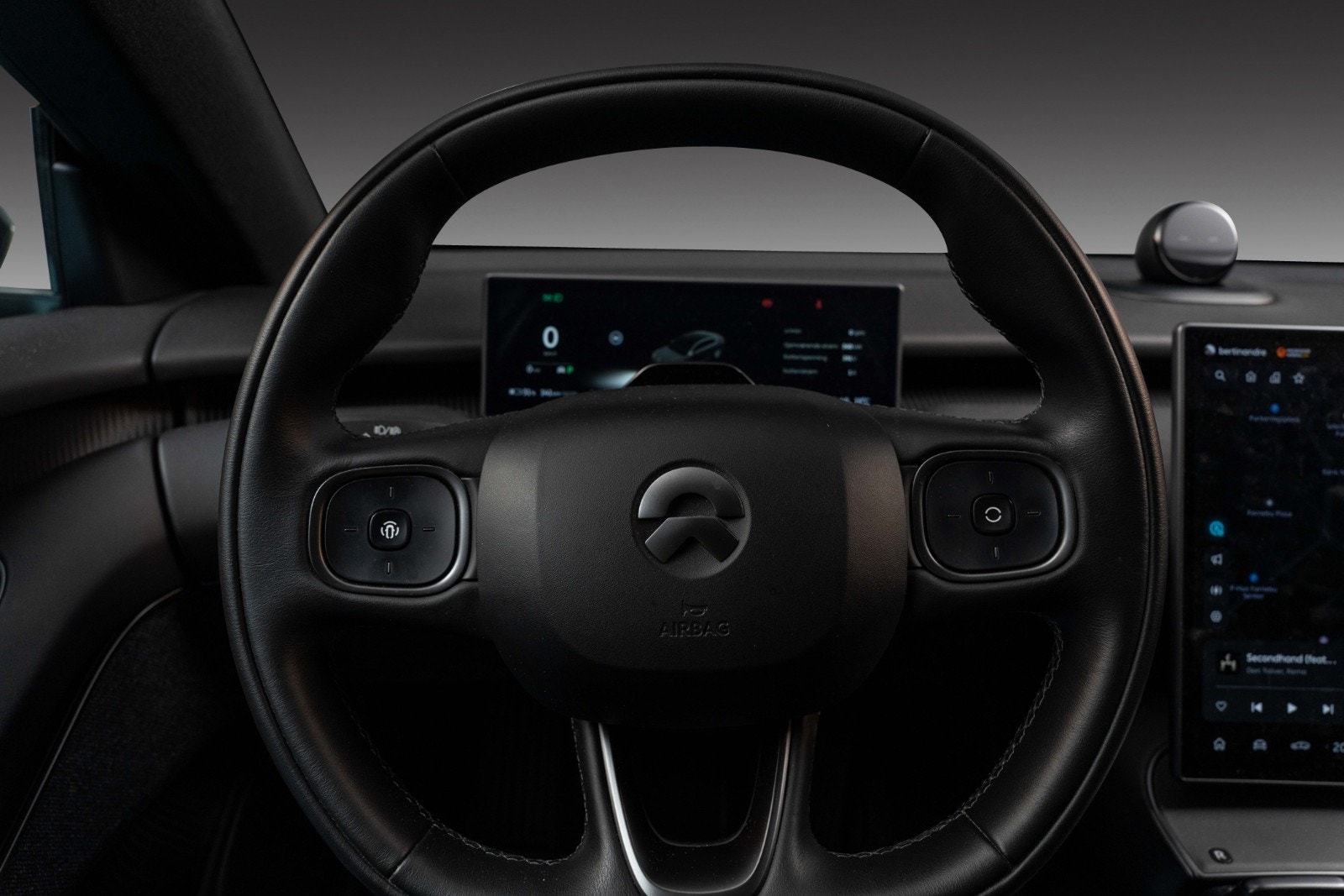 NIO ET5 Standard Range, 490hk, 2025
