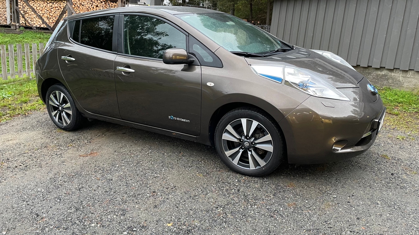 Nissan Leaf 30 kWh, 109hp, 2017