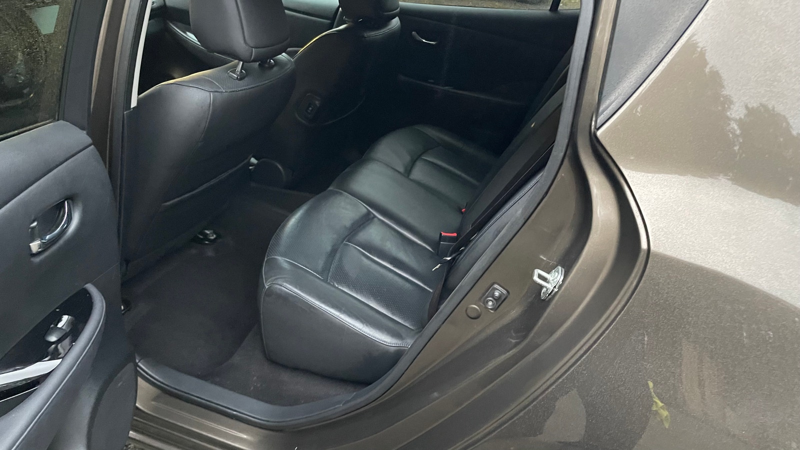 Nissan Leaf 30 kWh, 109hp, 2017