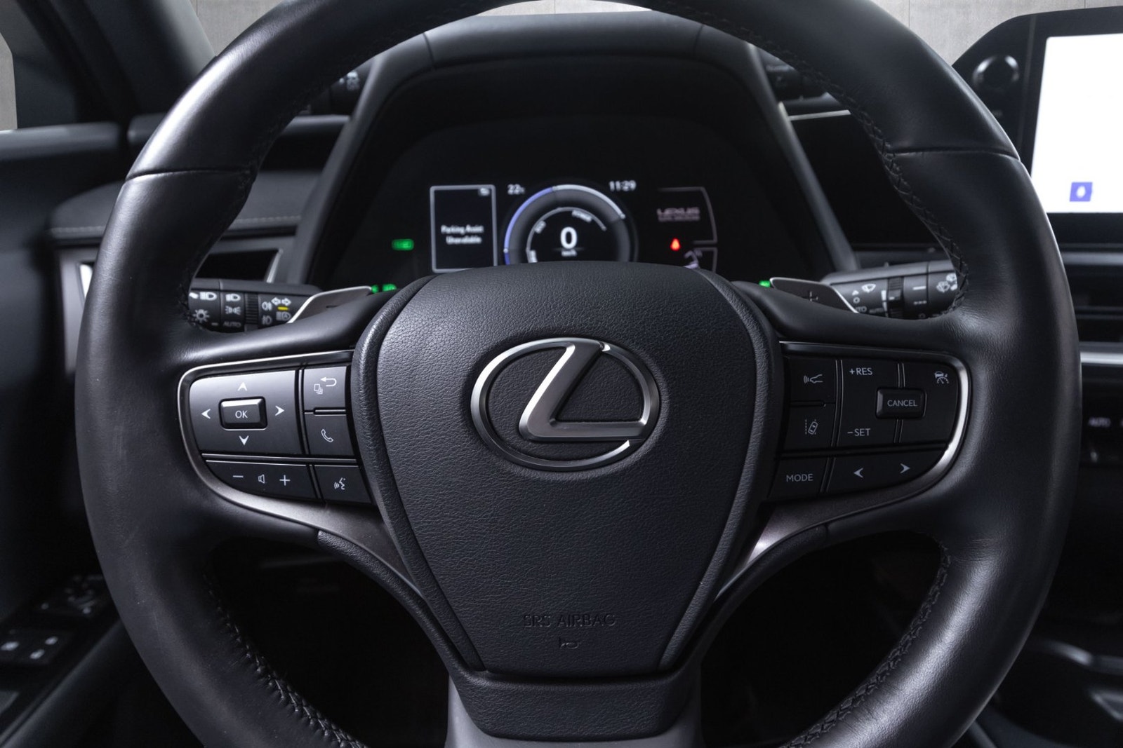 Lexus UX 300e, 204ps, 2023