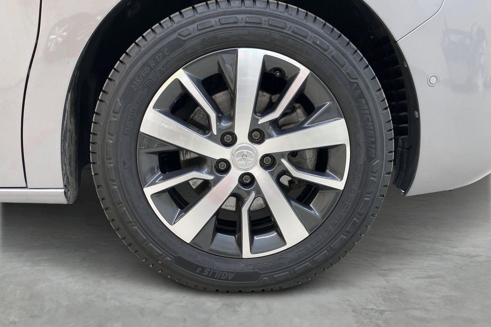 Toyota Proace L2 2.0 D-4D 145 Automatic, 144hp, 2024