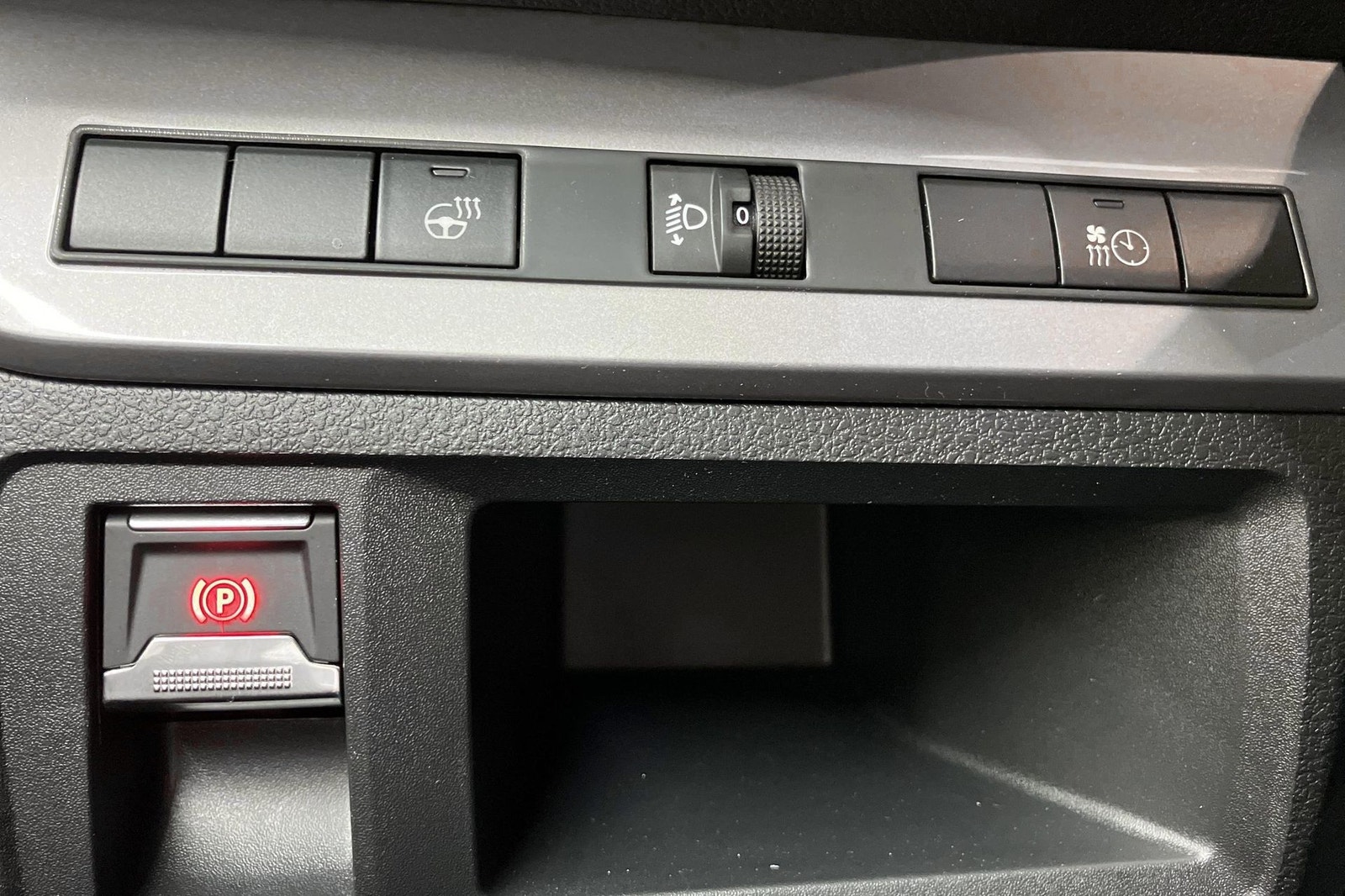 Toyota Proace L2 2.0 D-4D 145 Automatic, 144hp, 2024