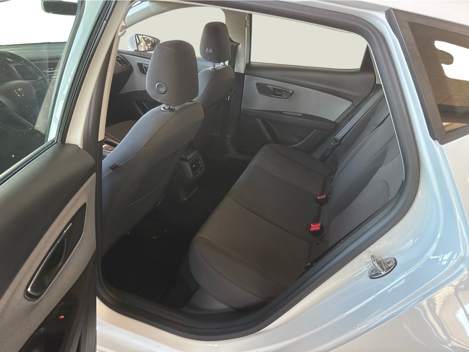 SEAT León 1.6 TDI Manual, 5-trins, 115ps, 2017