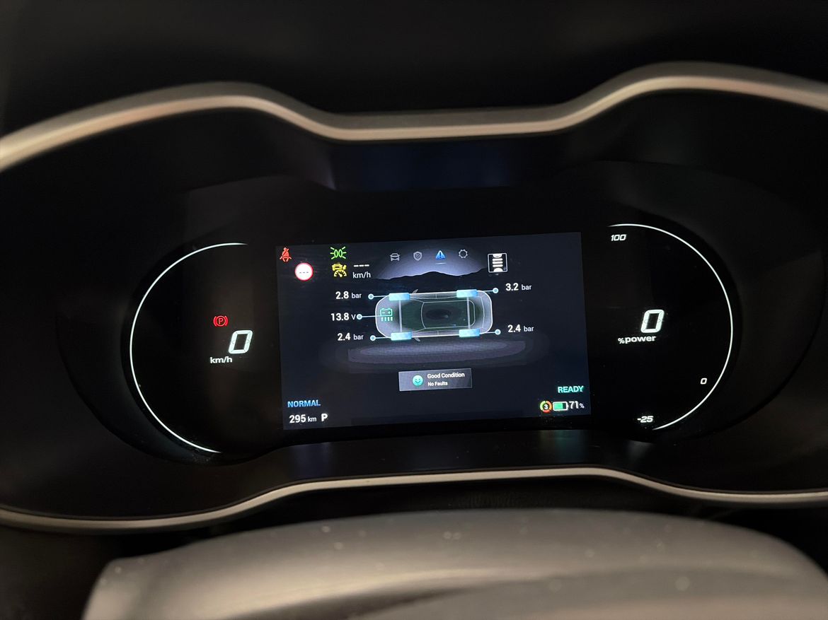 MG ZS EV Long Range, 156hp, 2023