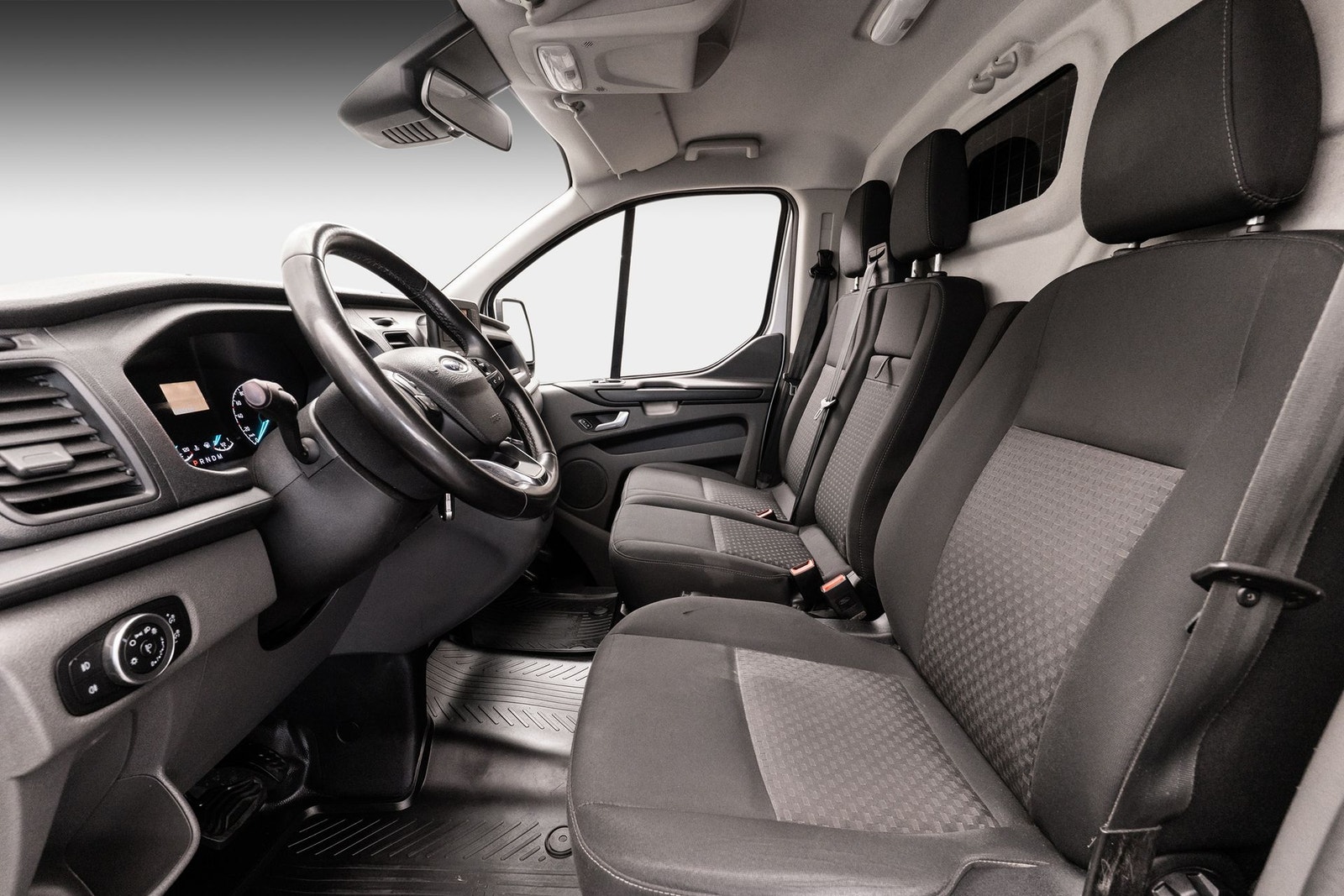 Ford Transit Custom 300 2.0 EcoBlue SelectShift, 130hp, 2023