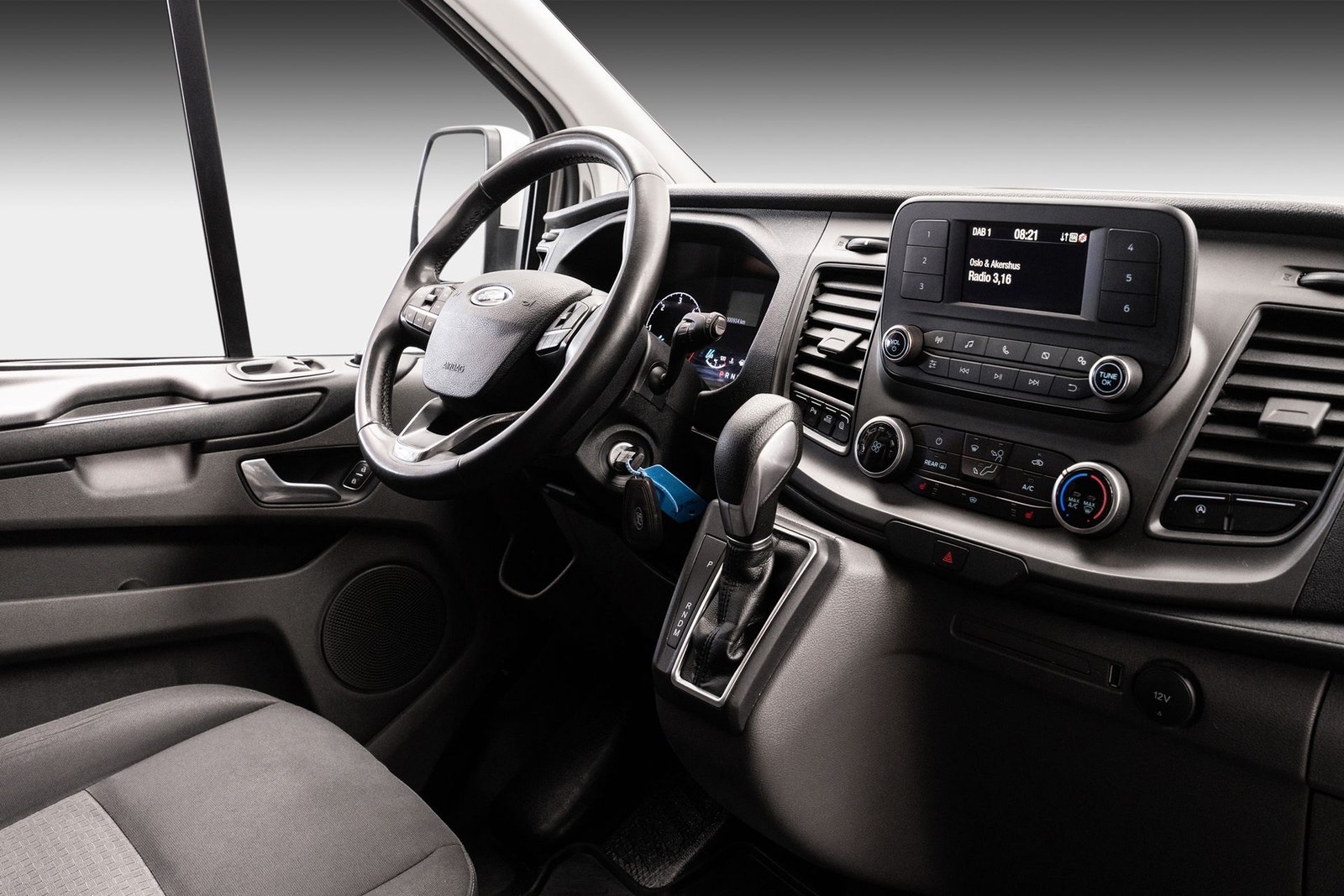 Ford Transit Custom 300 2.0 EcoBlue SelectShift, 130hp, 2023