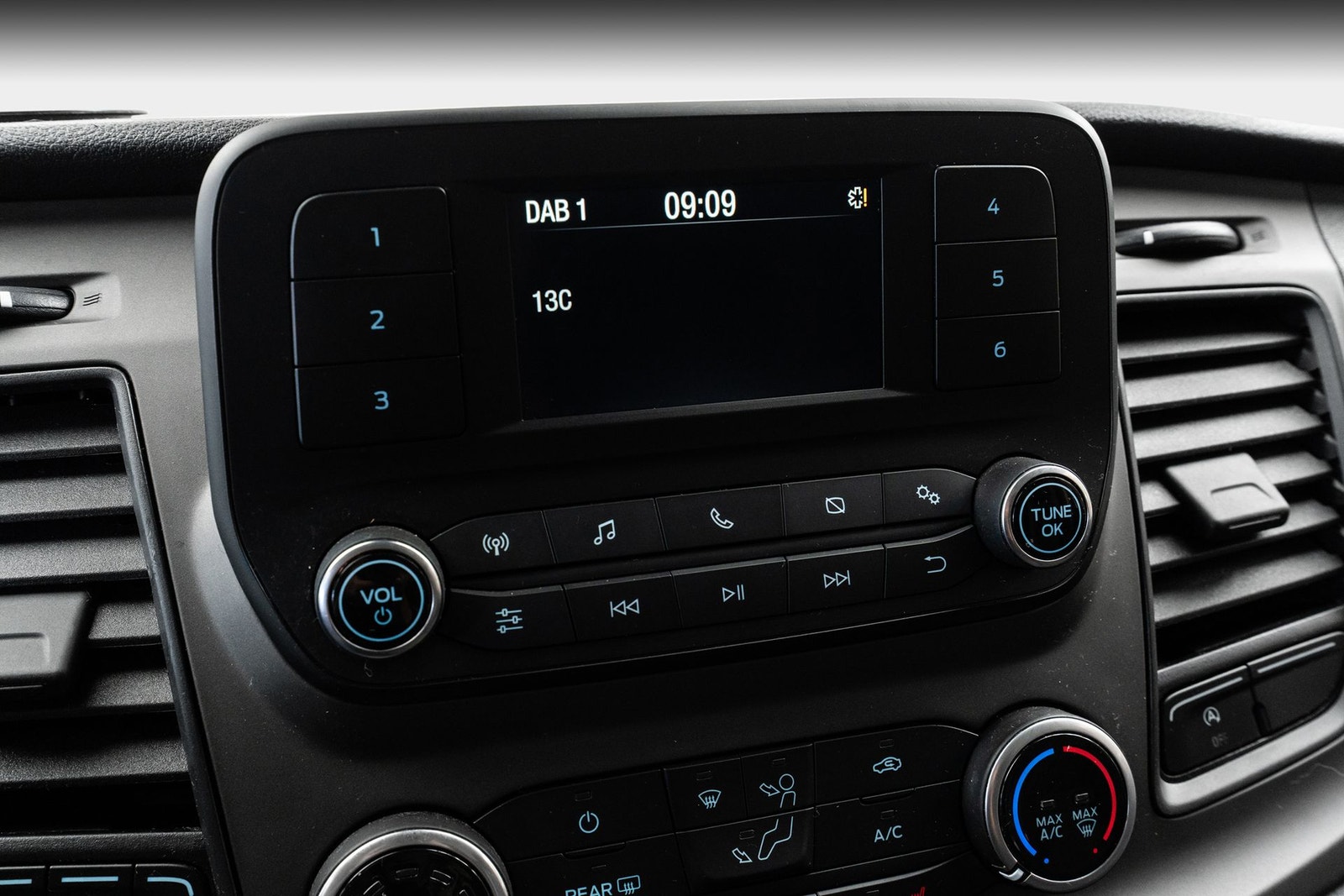 Ford Transit Custom 300 2.0 EcoBlue SelectShift, 130hp, 2023