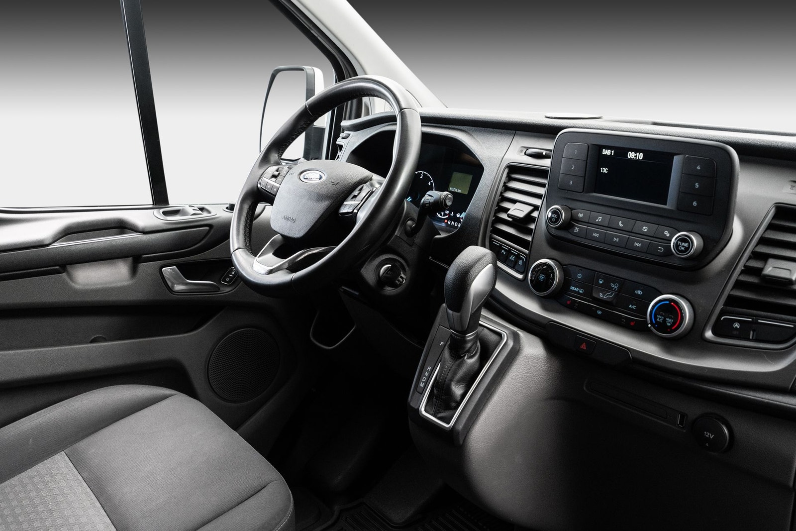 Ford Transit Custom 300 2.0 EcoBlue SelectShift, 130hp, 2023