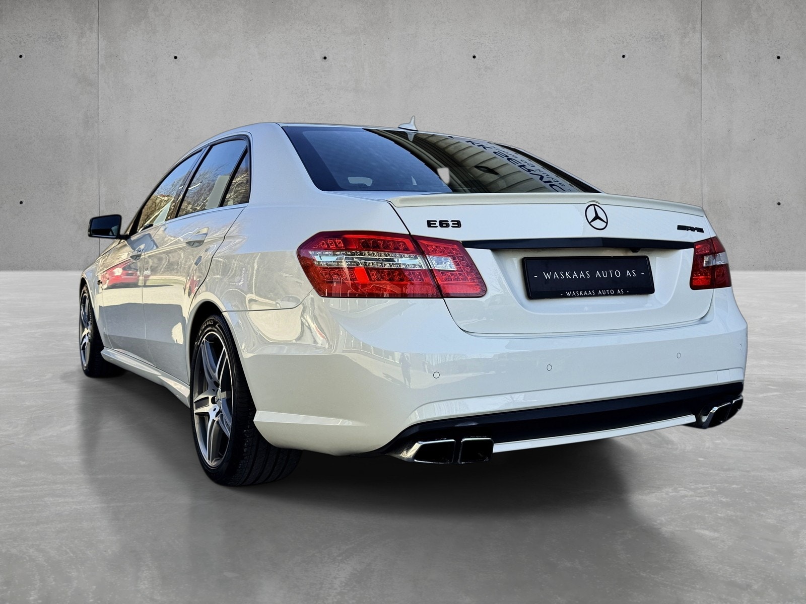 Mercedes-Benz E 63 AMG AMG SpeedShift MCT 7-trinn, 525hk, 2010