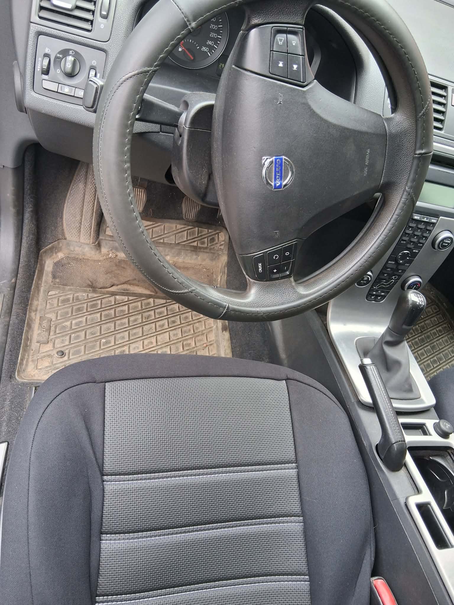 Volvo V50 2.0D Manual, 136hp, 2008