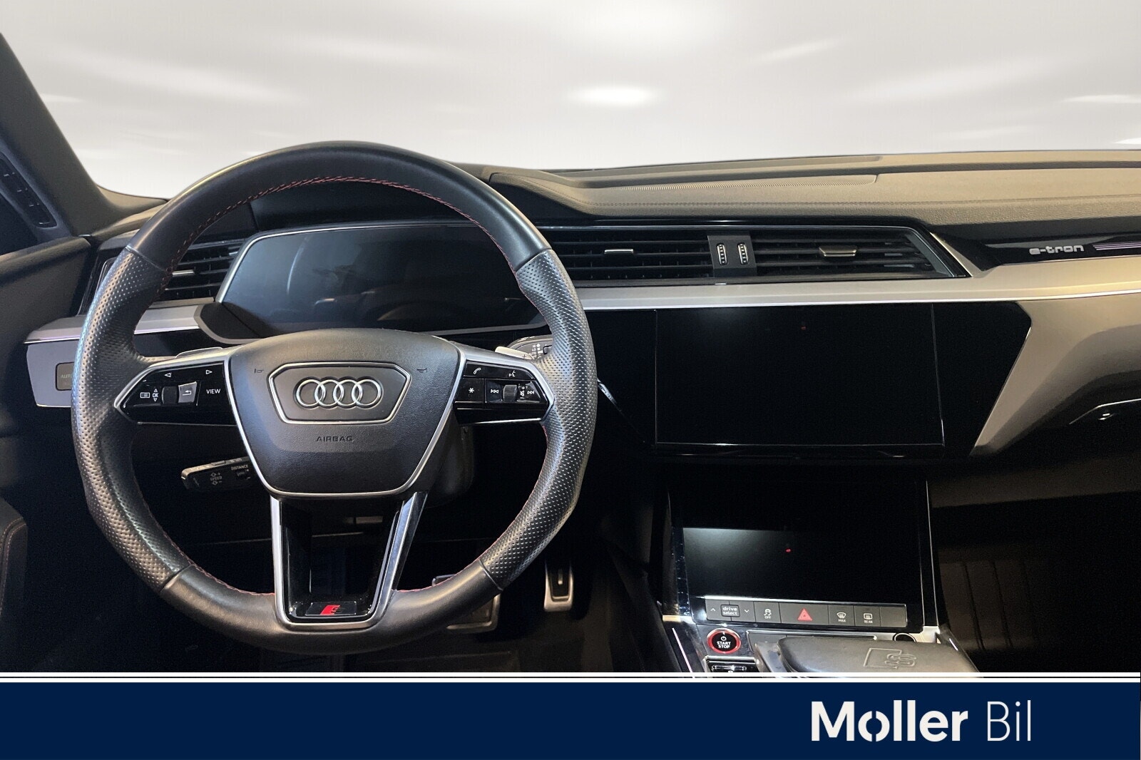 Audi SQ8 e-tron quattro, 503hk, 2024