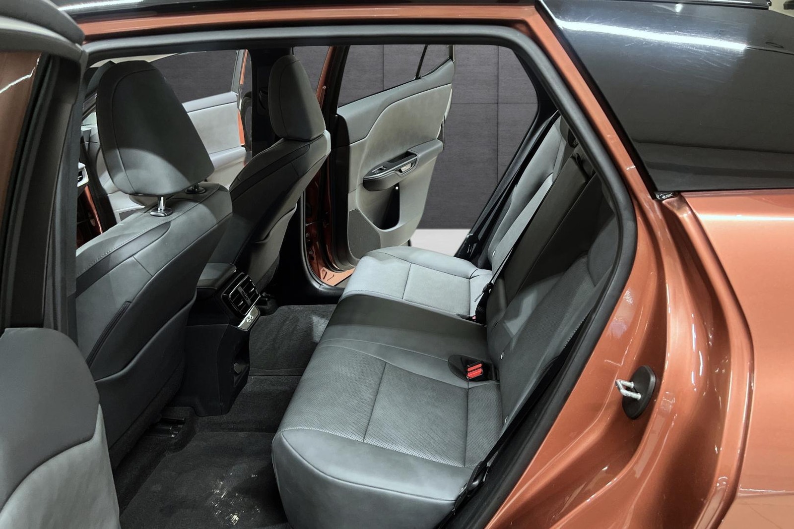 Lexus RZ 450e, 313hp, 2023