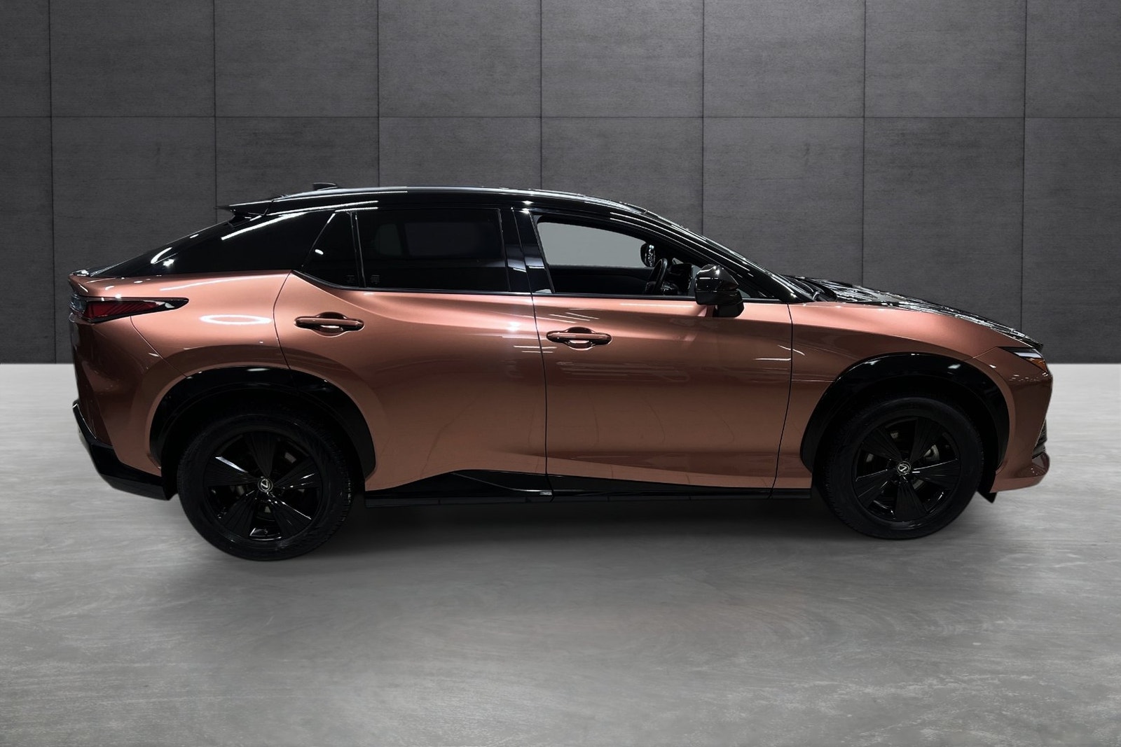 Lexus RZ 450e, 313hp, 2023