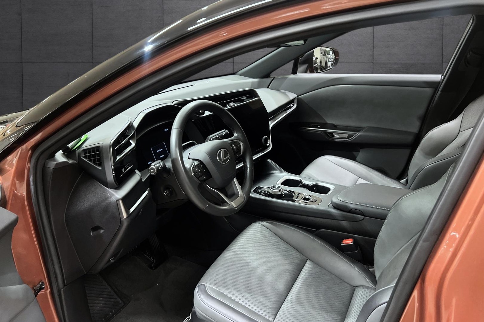 Lexus RZ 450e, 313hp, 2023