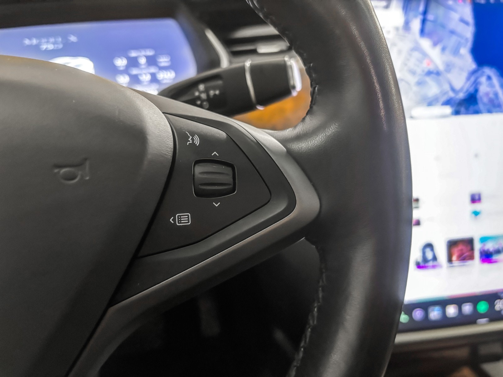 Tesla Model X 75D, 525ps, 2018