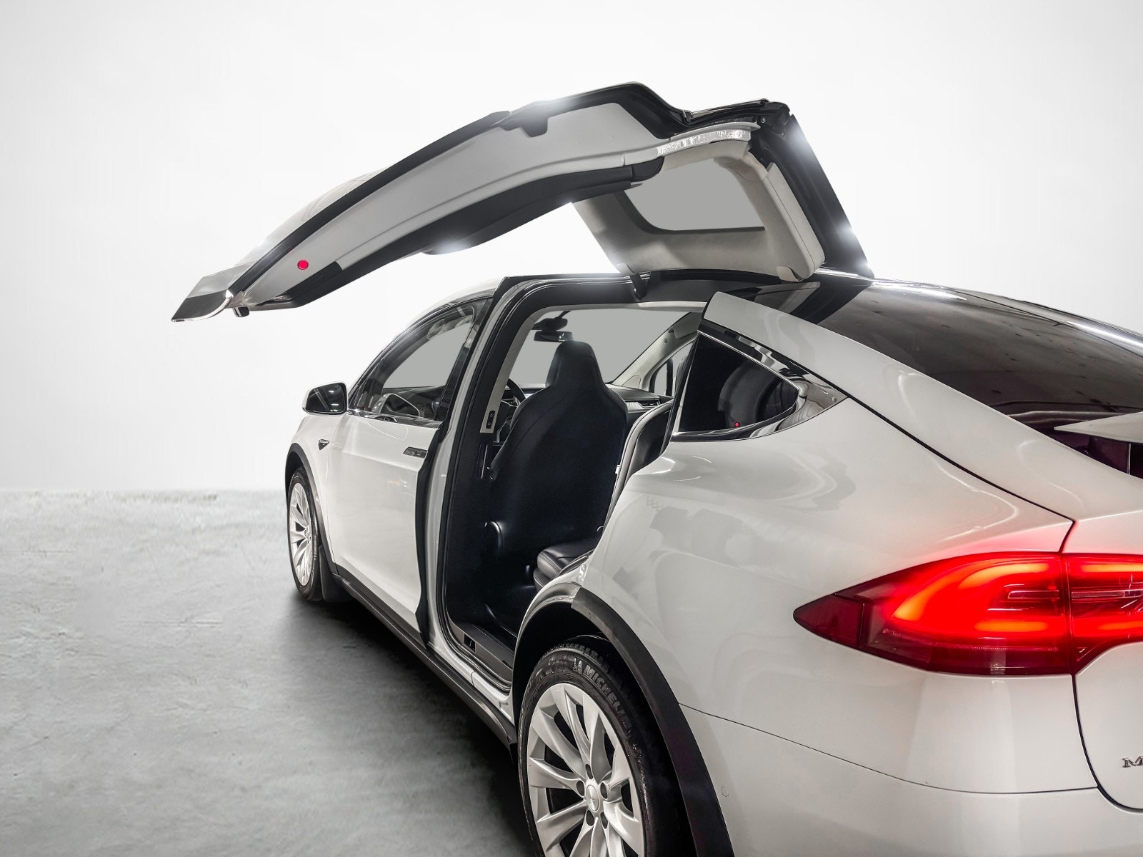 Tesla Model X 75D, 525ps, 2018