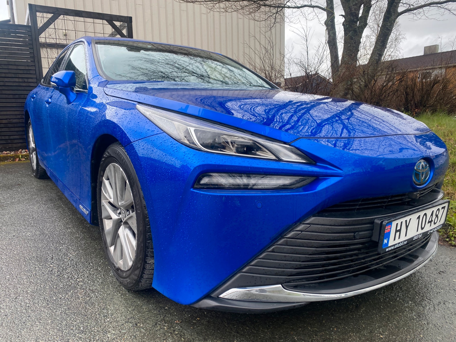 Toyota Mirai FuelCell, 182hp, 2021