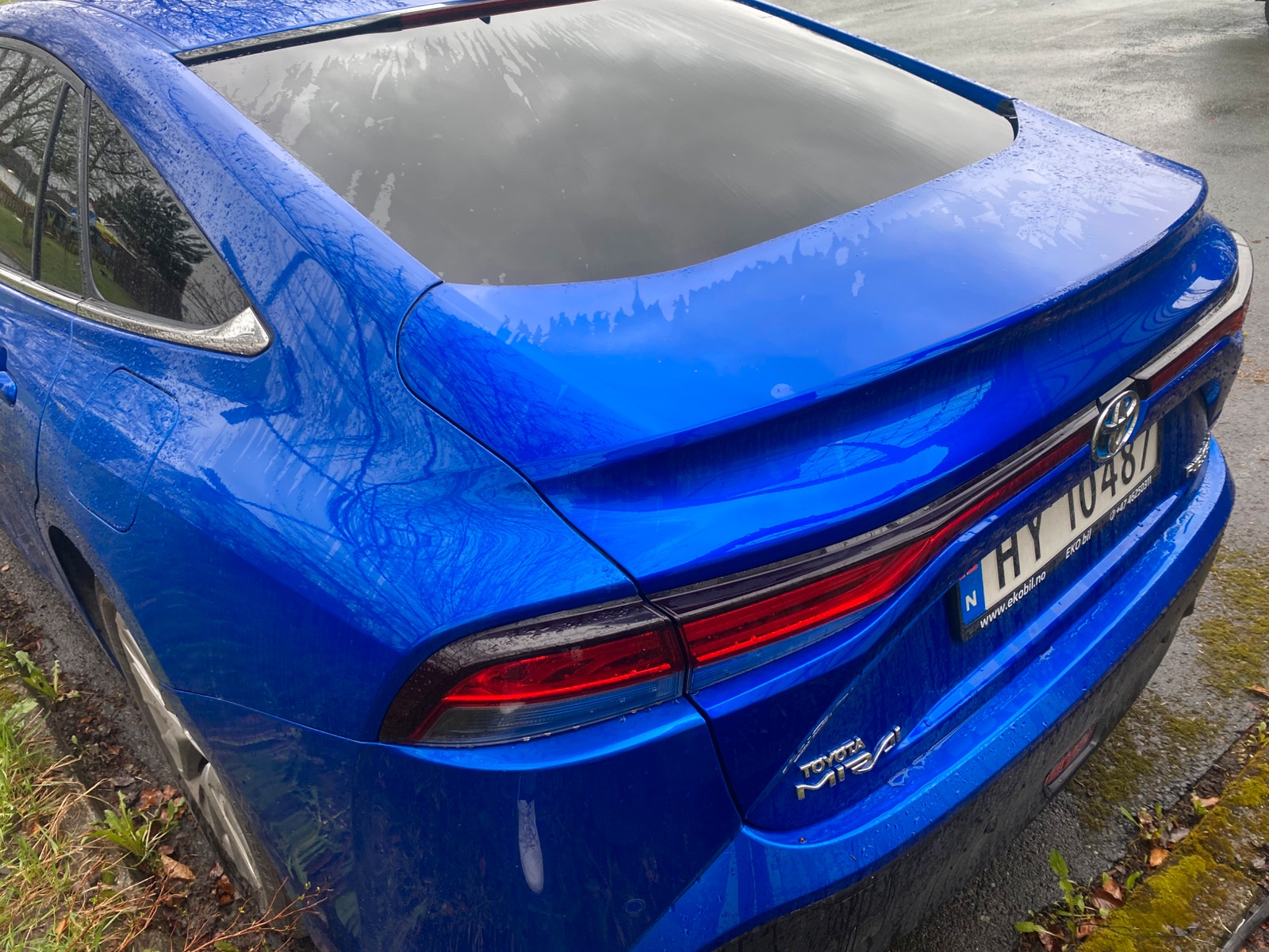 Toyota Mirai FuelCell, 182hp, 2021