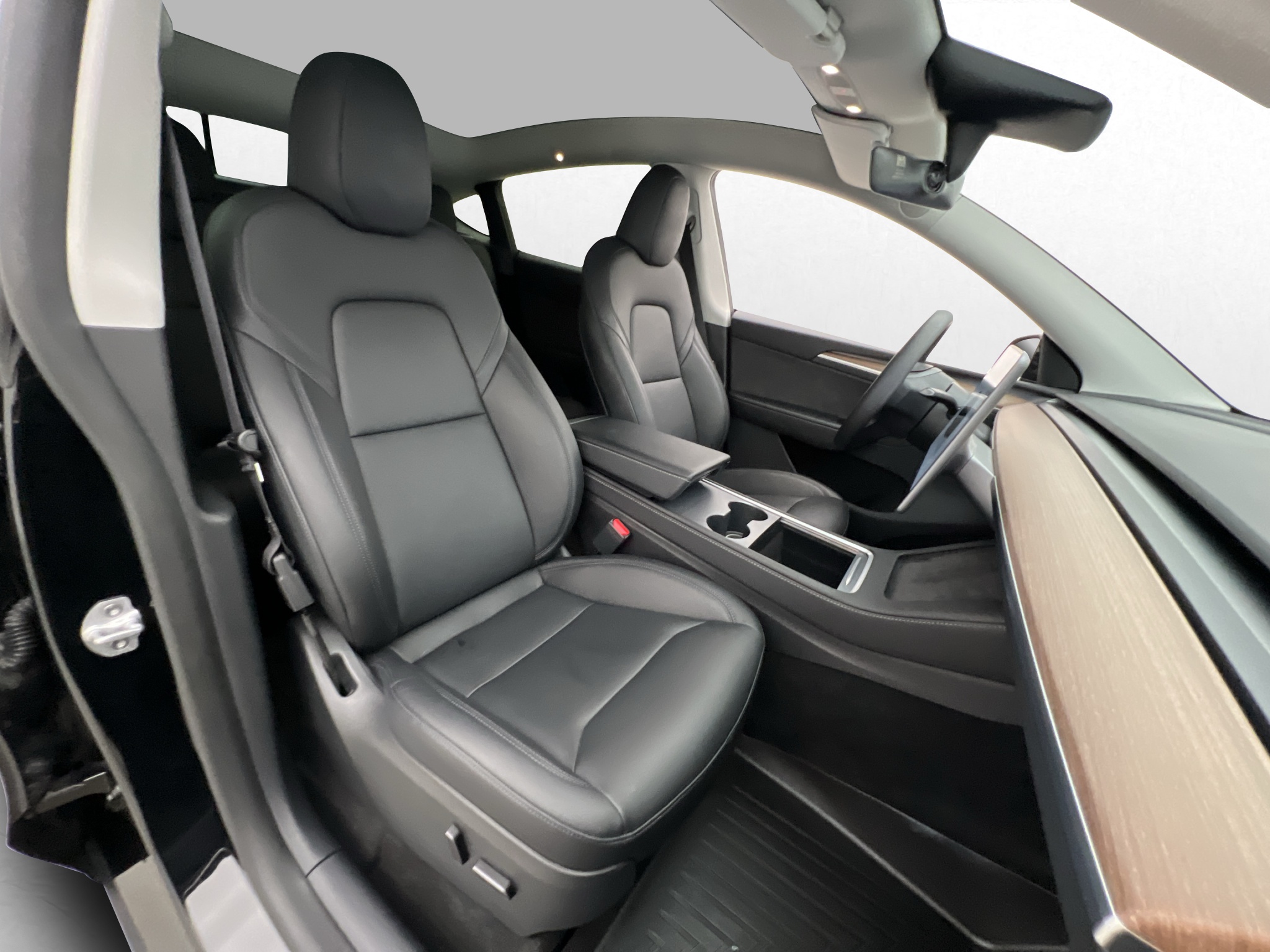 Tesla Model Y Long Range AWD, 514ps, 2023