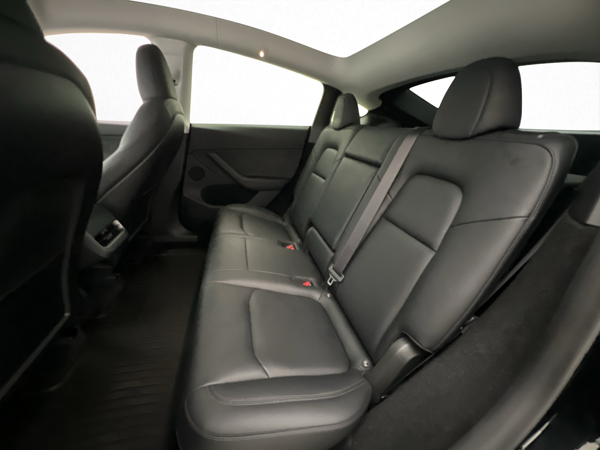 Tesla Model Y Long Range AWD, 514ps, 2023