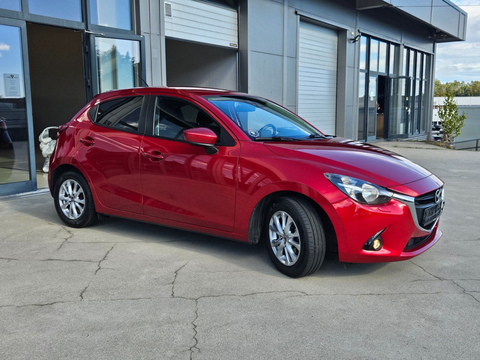 Mazda 2 5-door 1.5  SKYACTIV-G Automatic, 6-trins, 90ps, 2016