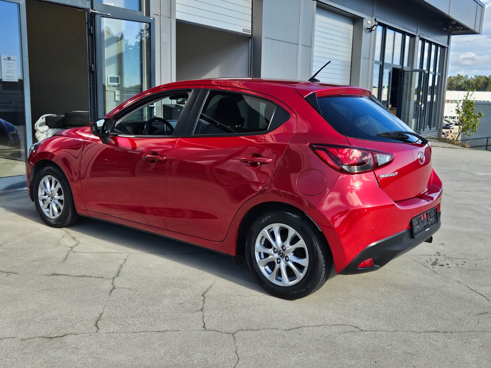 Mazda 2 5-door 1.5  SKYACTIV-G Automatic, 6-trins, 90ps, 2016