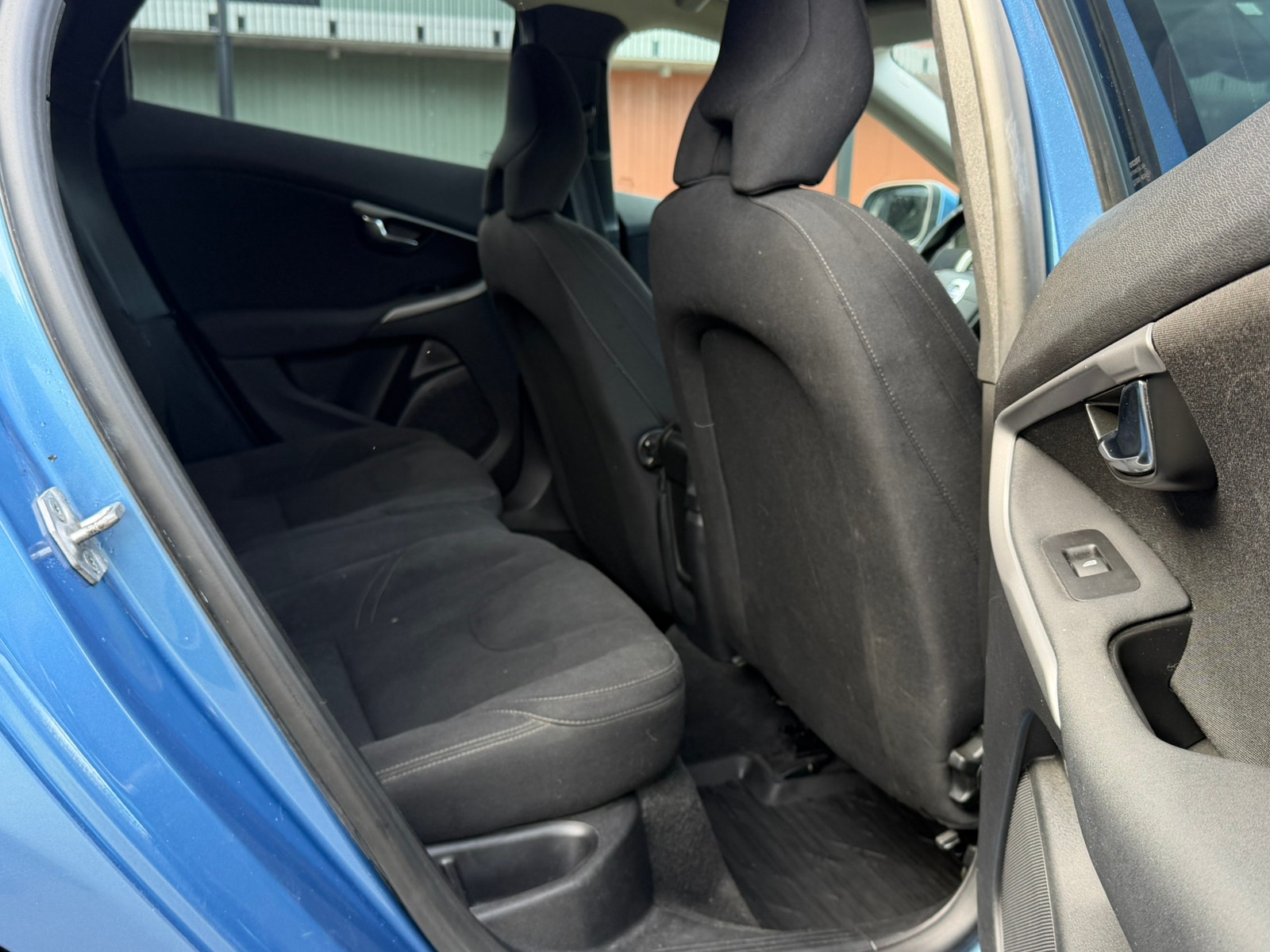 Volvo V40 D2 Manual, 6-trins, 115ps, 2015