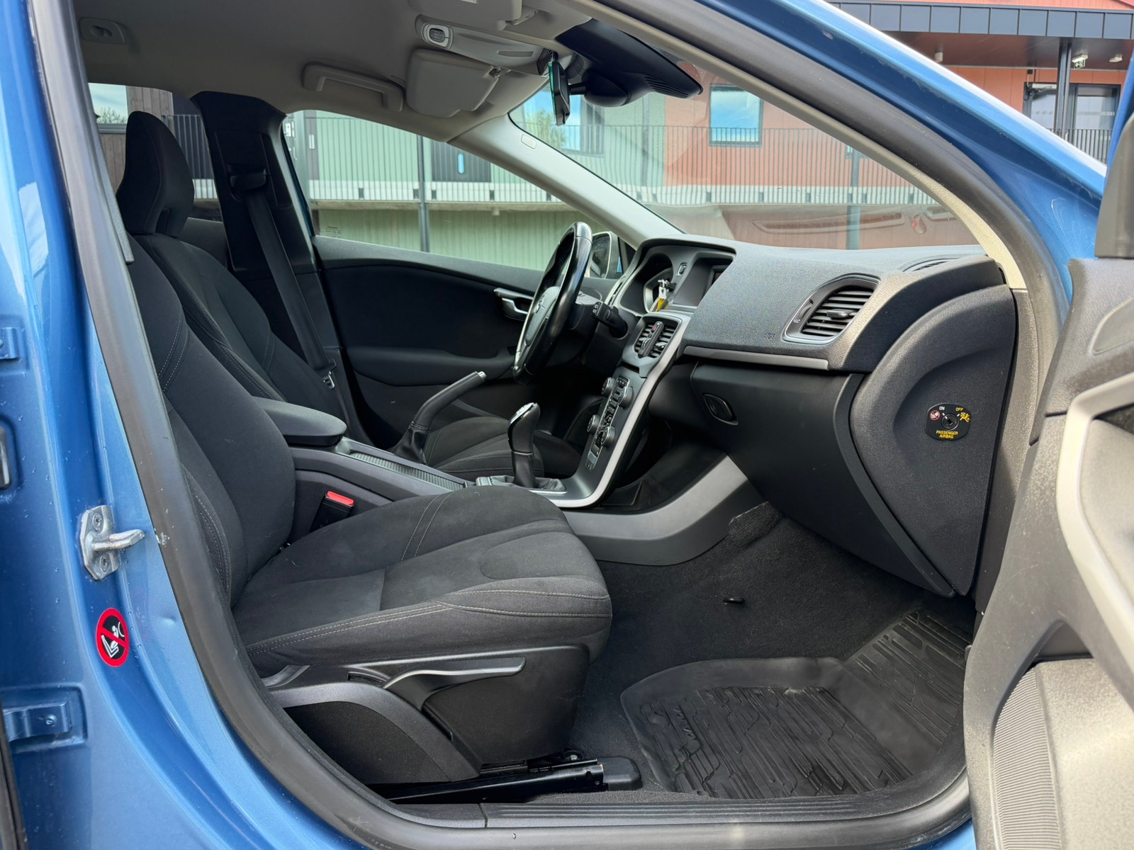 Volvo V40 D2 Manual, 6-trins, 115ps, 2015