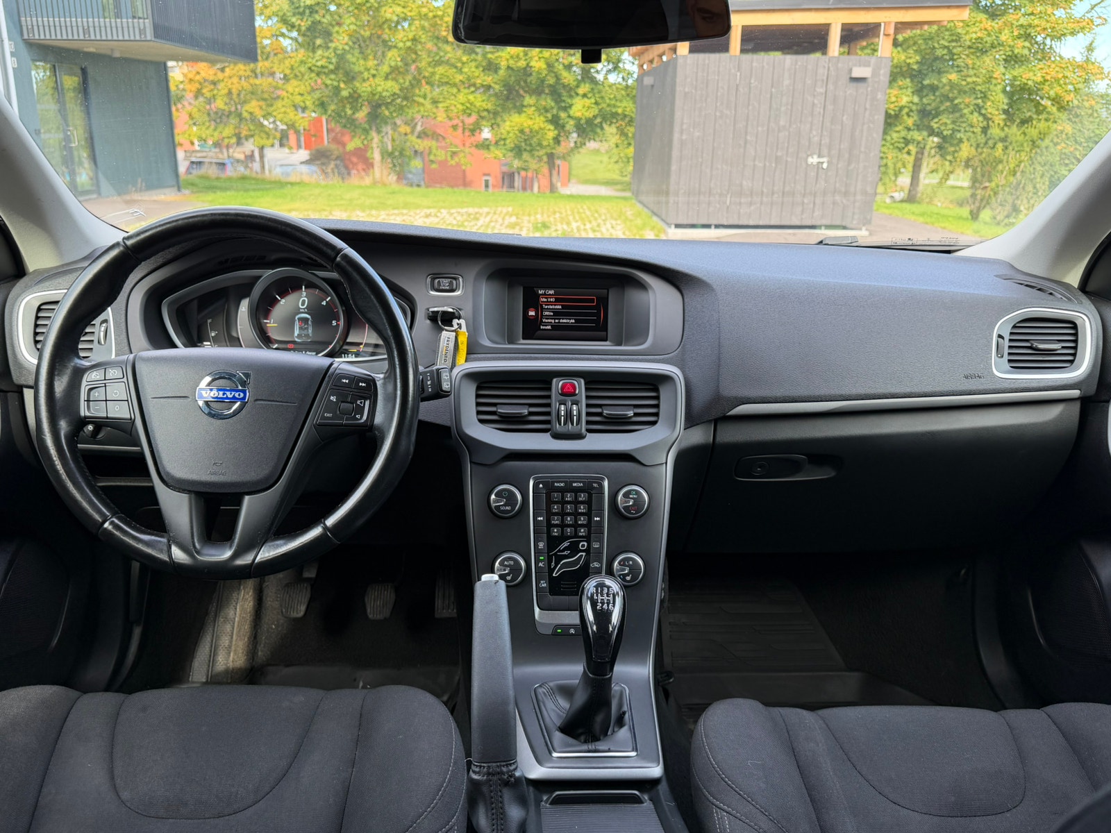Volvo V40 D2 Manual, 6-trins, 115ps, 2015