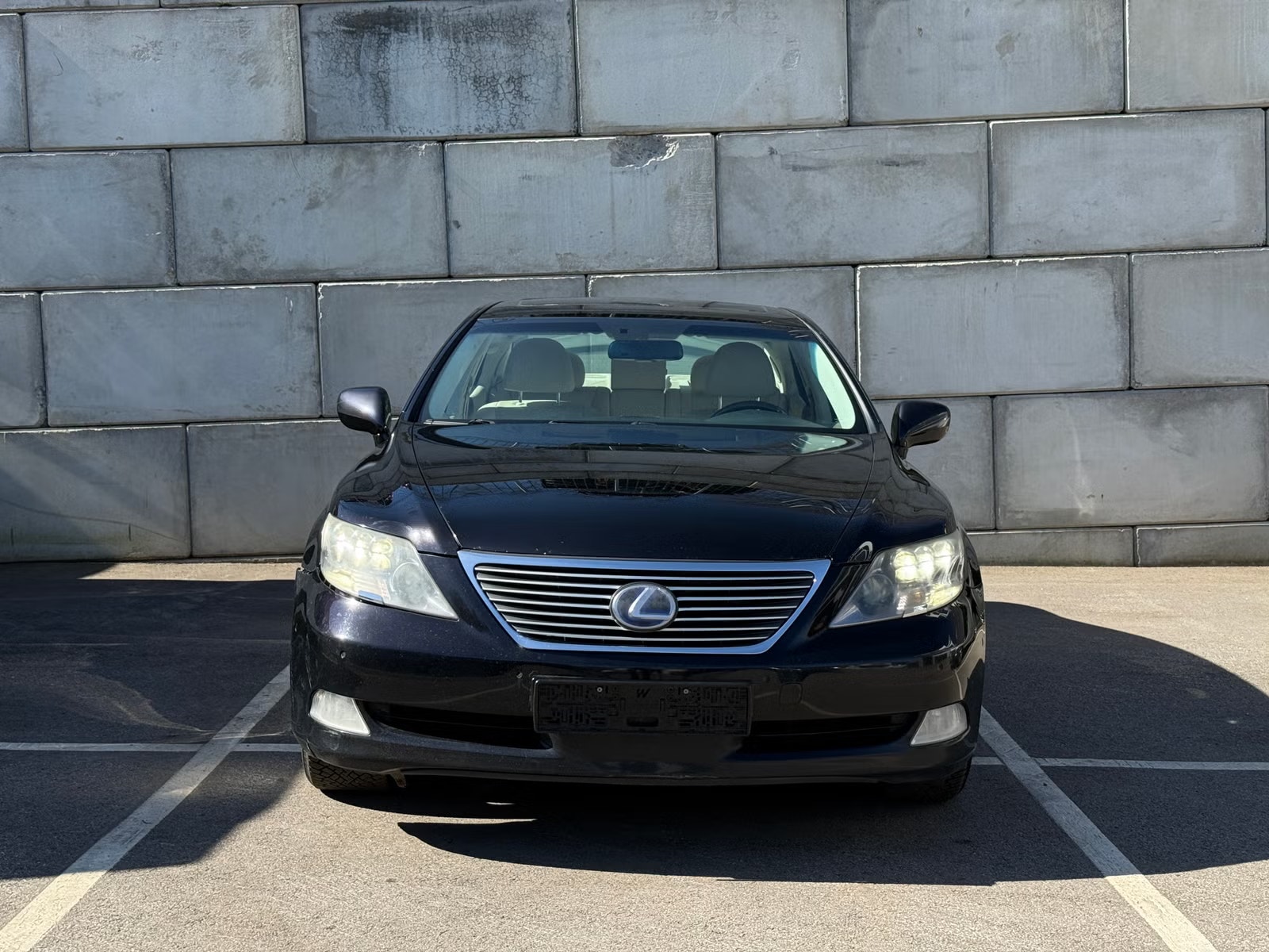 Lexus LS 600h AWD 5.0 V8 CVT, 445hp, 2008
