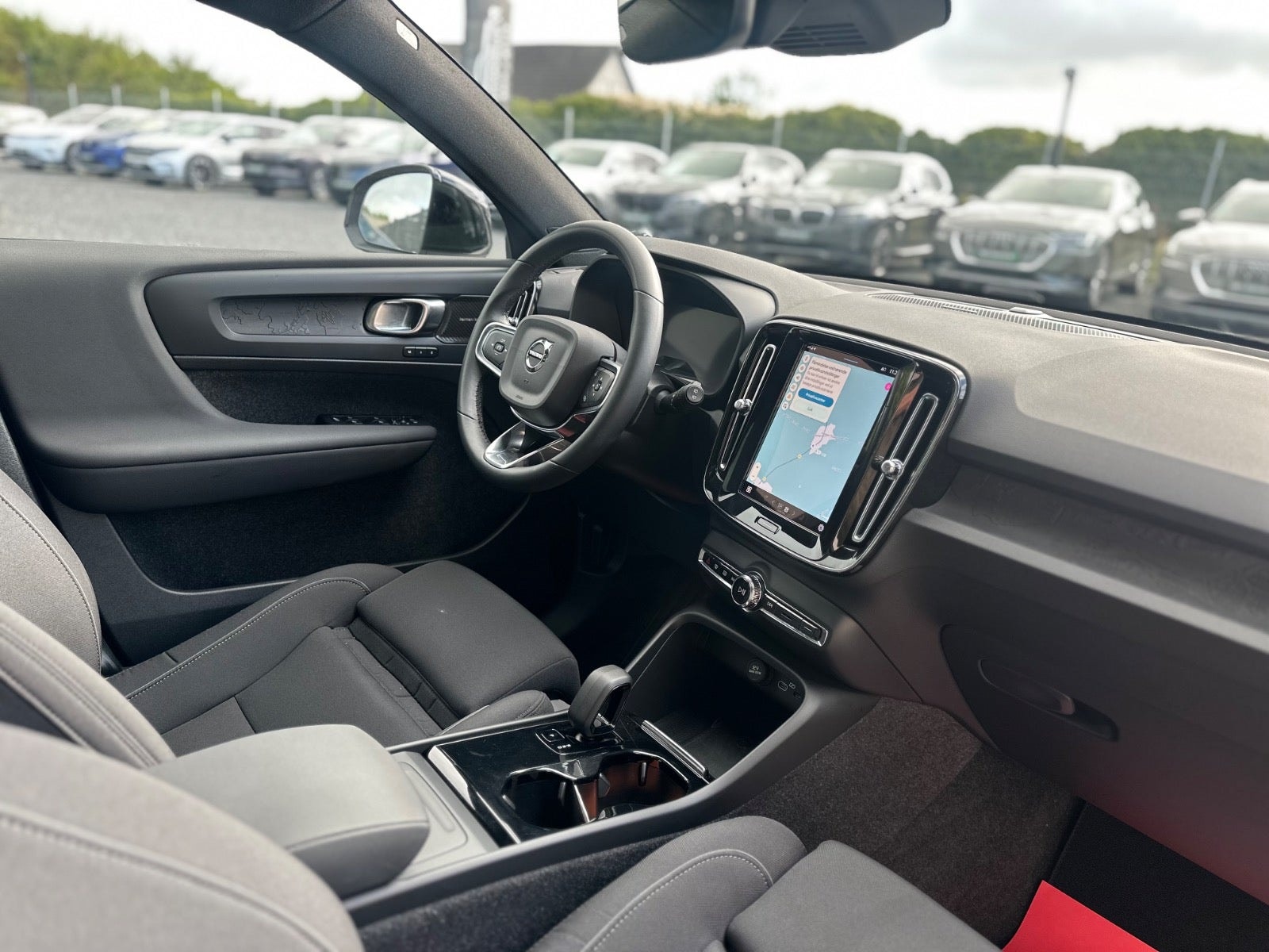 Volvo XC40 Recharge Extended Range, 252ps, 2024