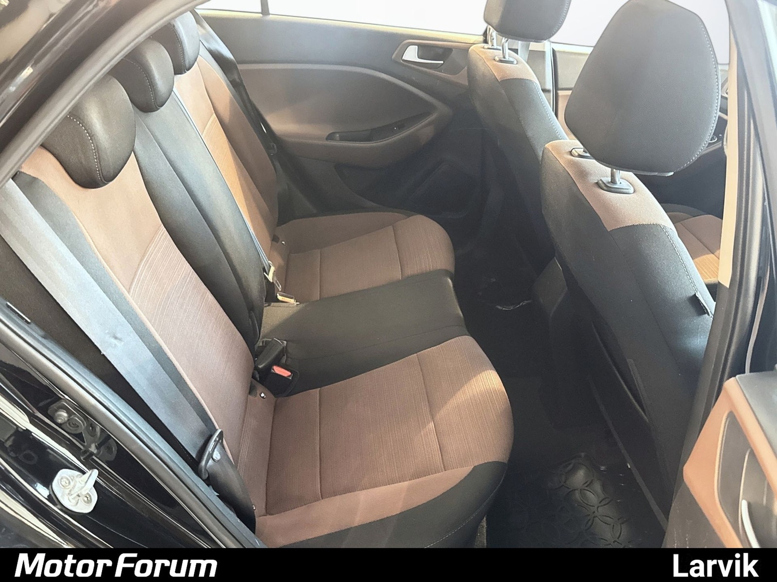 Hyundai i20 1.2 Manual, 5-trins, 84ps, 2015