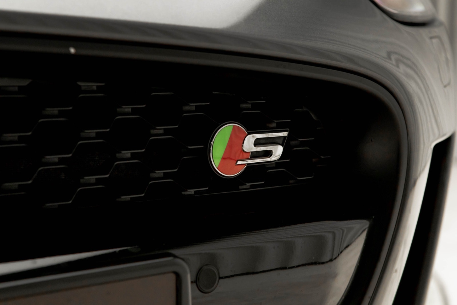 Jaguar F-Type S AWD Quickshift, 381hp, 2016